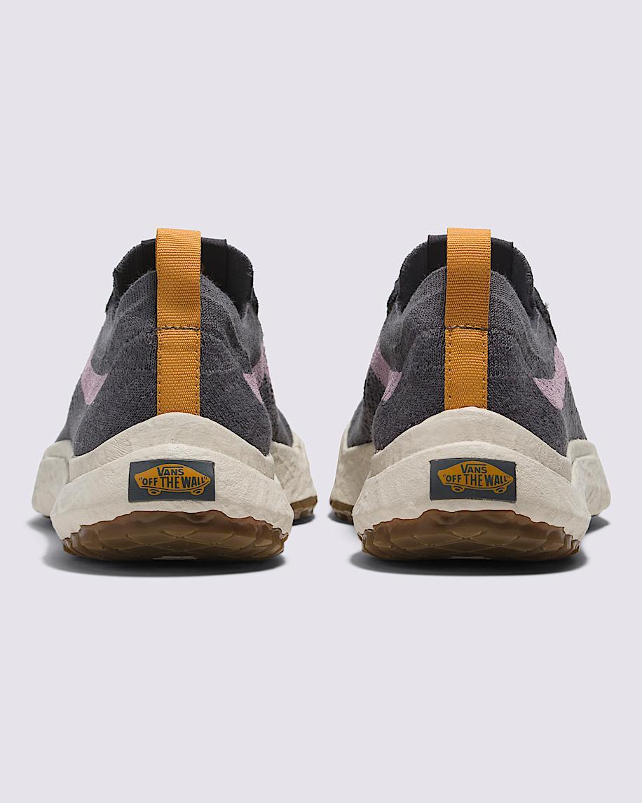 UltraRange VR3 Shoe in Asphalt Grey| Vans US Product Image