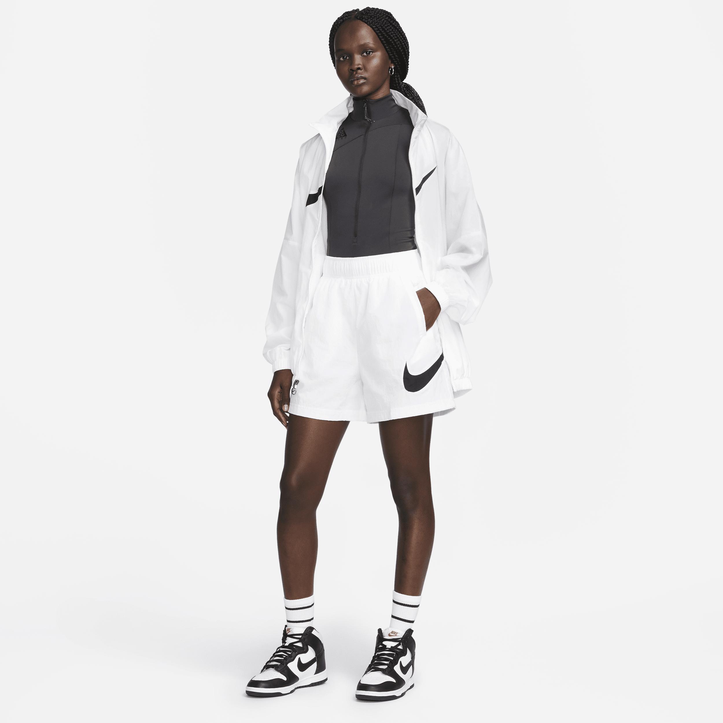 Nike Sportswear Essential Women's High-Rise Woven Shorts Product Image