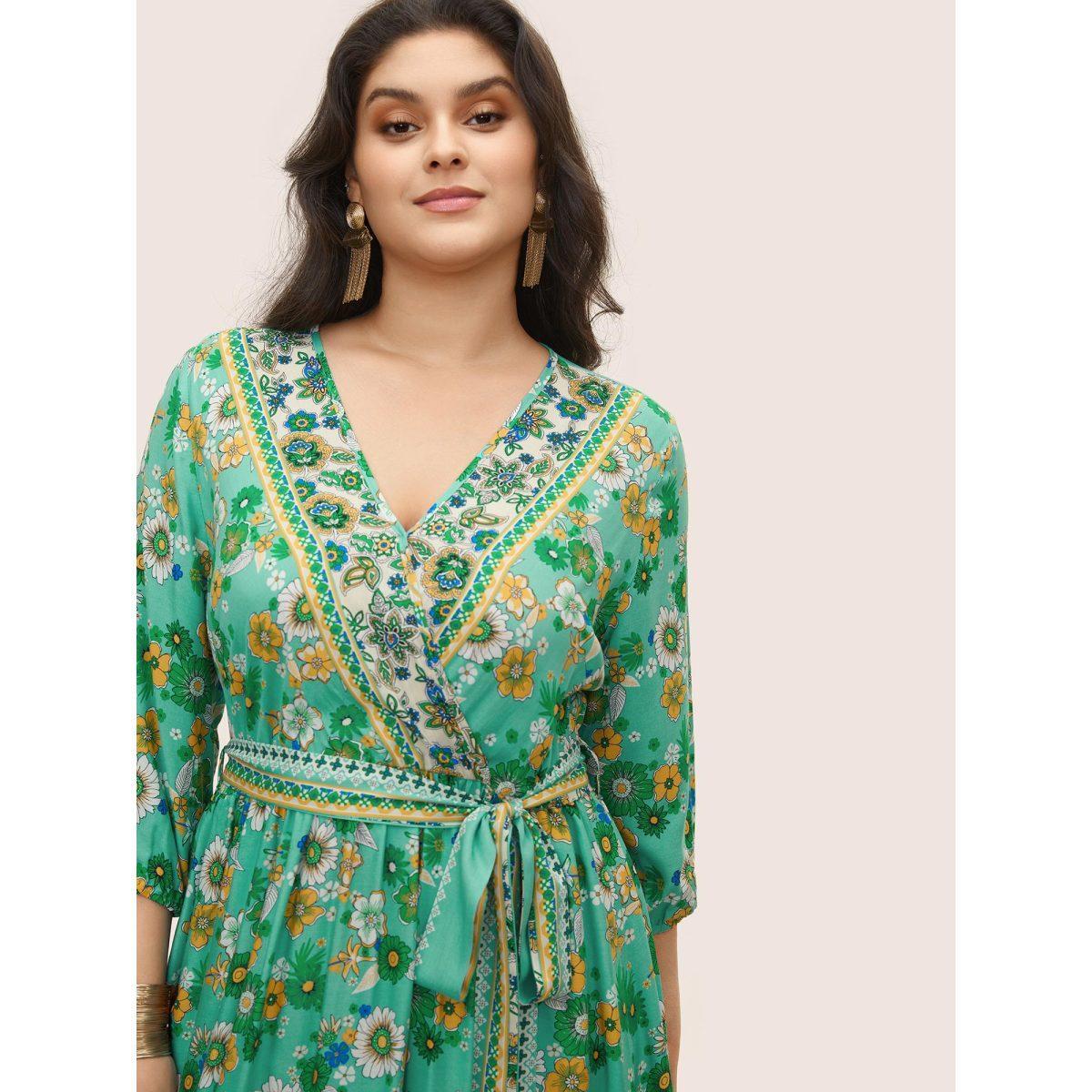 Plus Size Bandana Print Surplice Neck Lantern Sleeve Dress Emerald Women Resort Overlapping Overlap Collar Elbow-length sleeve Curvy Midi Dress BloomChic 12/L Product Image