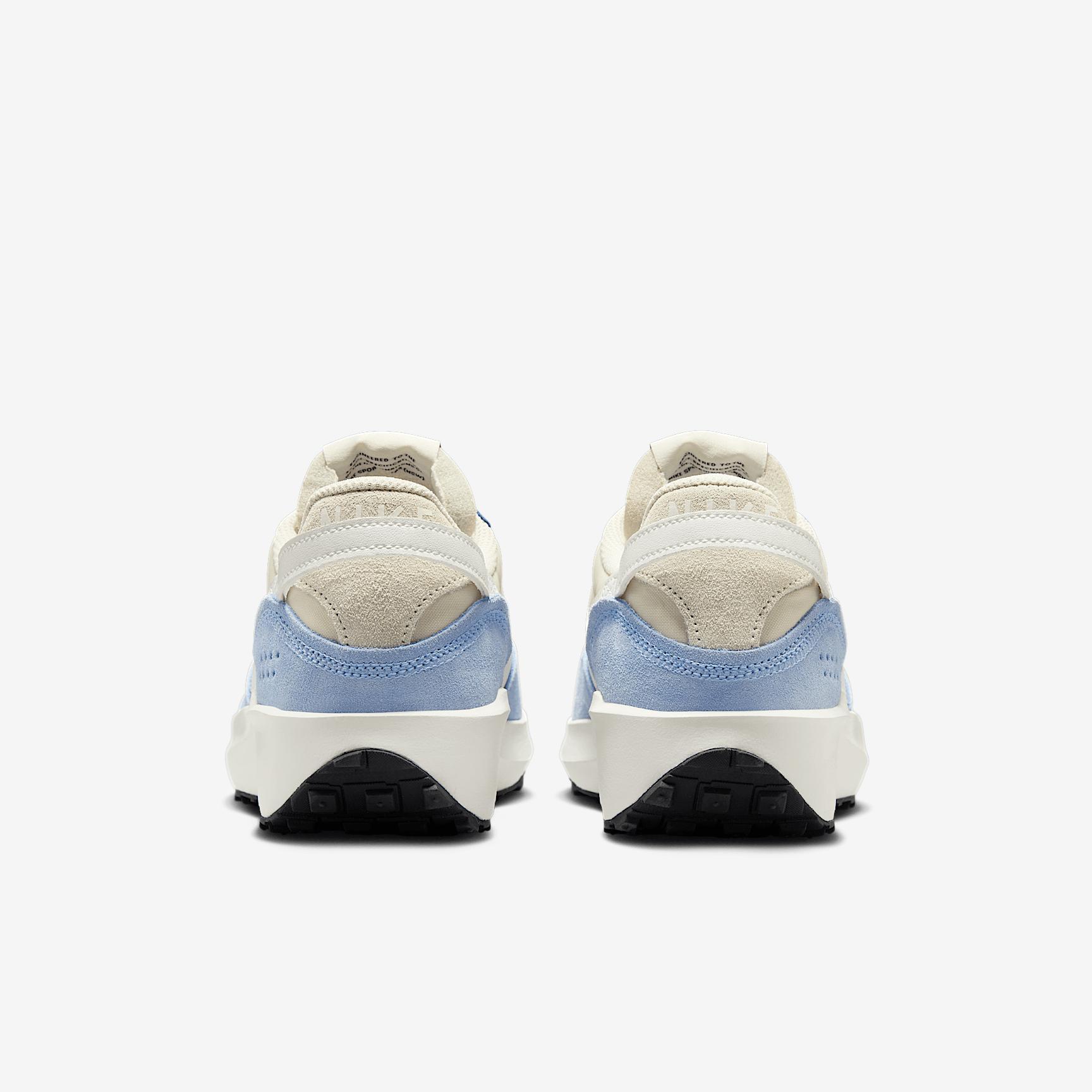 Nike Waffle Debut Women's Shoes Product Image