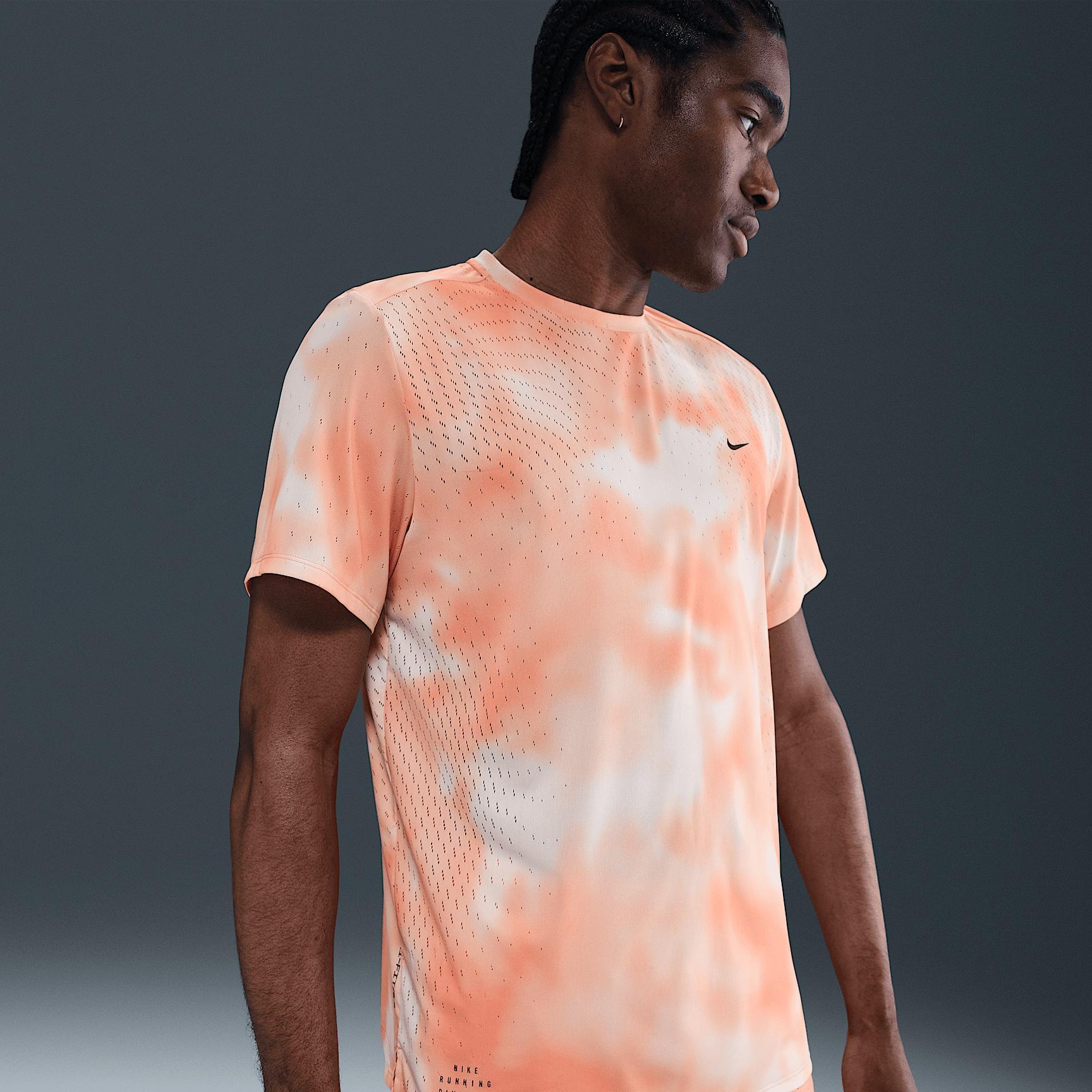Nike Running Division Breathe Men's Dri-FIT ADV Short-Sleeve Running Top Product Image