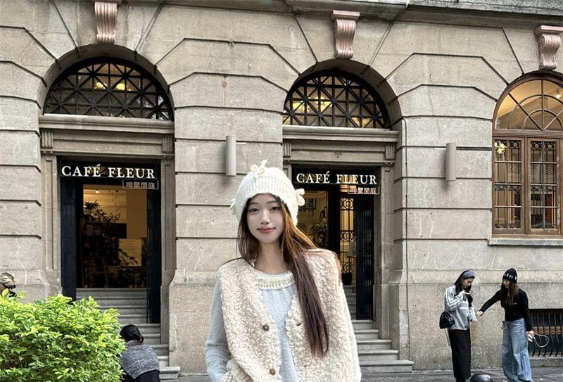 V-Neck Plain Fleece Button Vest / Long-Sleeve Crew Neck Plain Ruffle Trim Top Product Image