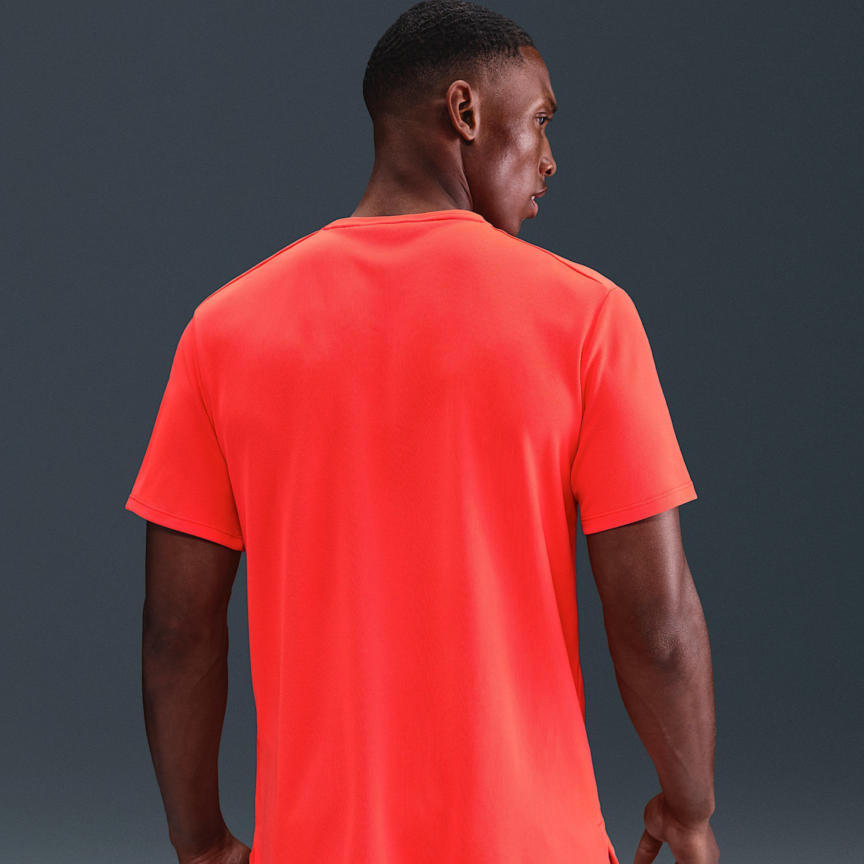 Nike Miler Men's Dri-FIT UV Short-Sleeve Running Top Product Image