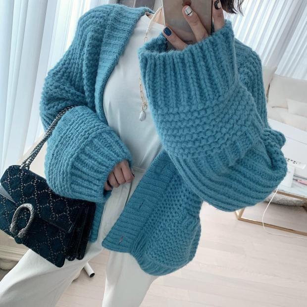 Button-Up Plain Cardigan Product Image