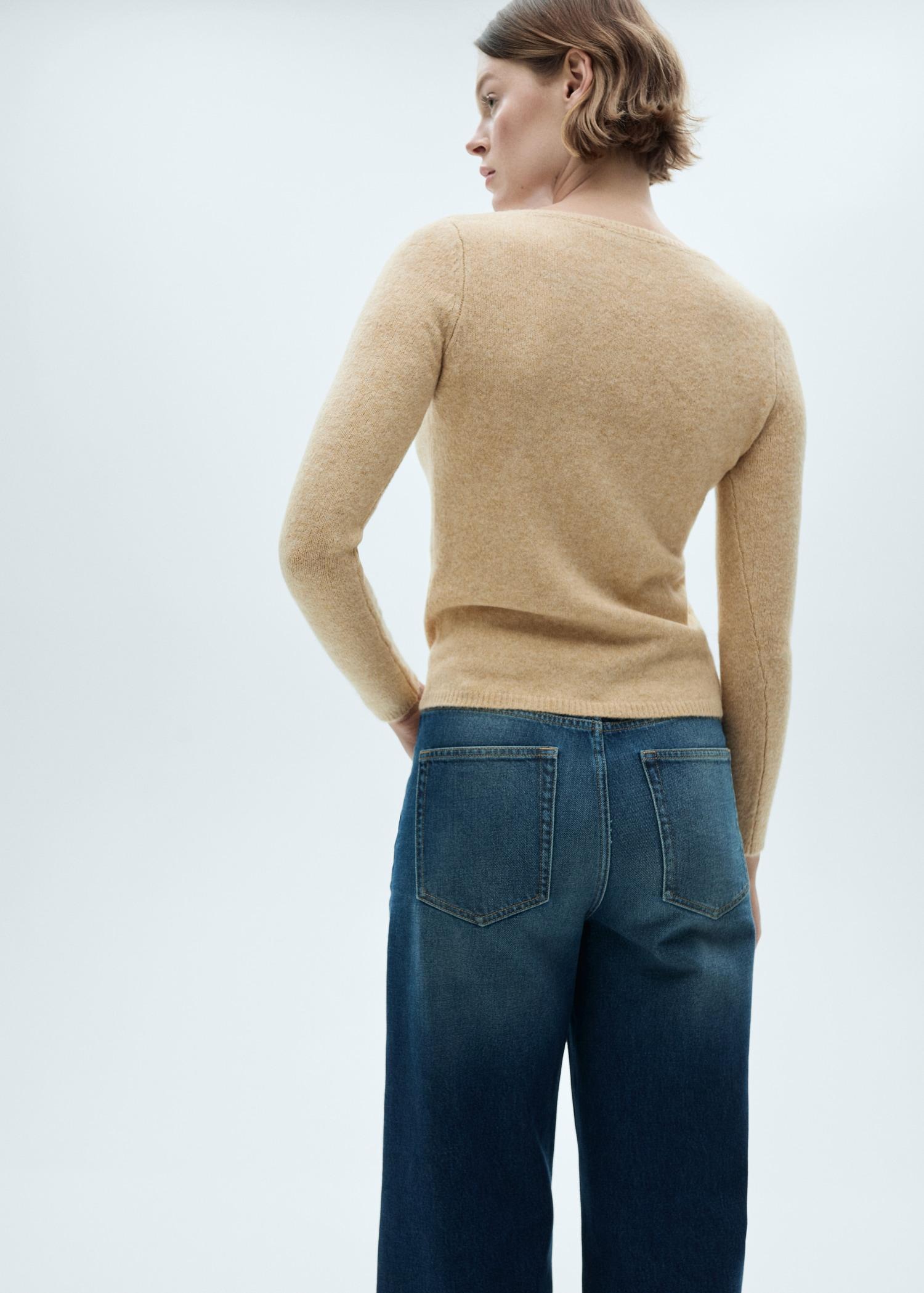 Fine-knit boat-neck sweater - Women | MANGO USA Product Image