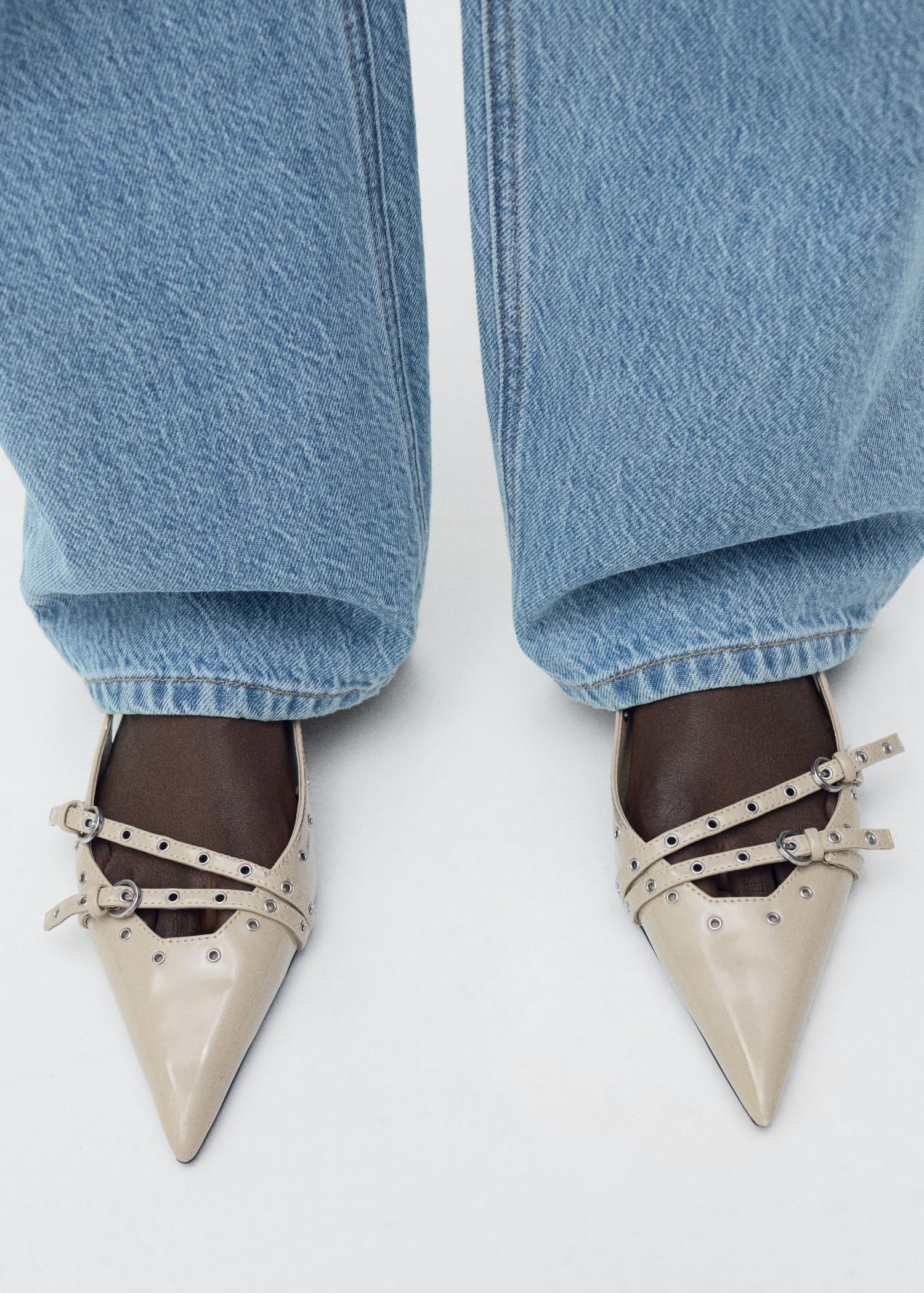 High-rise balloon jeans - Women | MANGO USA Product Image