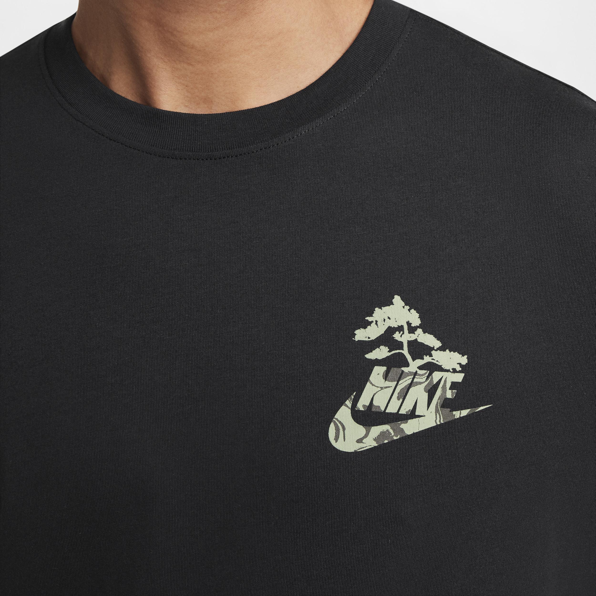 Mens Nike Sportswear Club T-Shirt Product Image