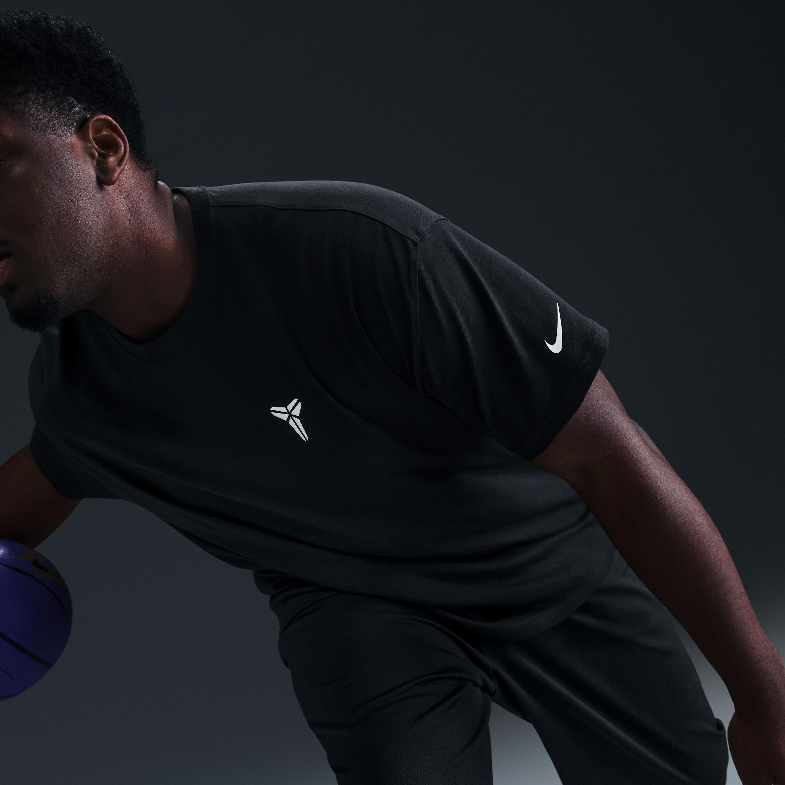 Nike Men's Kobe Basketball T-Shirt Product Image