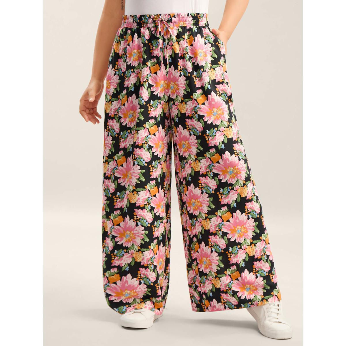 Plus Size Rayon Blushing Floral Print Wide-Leg Pants Women BlackFlower Casual Wide Leg Mid Rise Everyday-Casual Pants BloomChic 26/4X Product Image