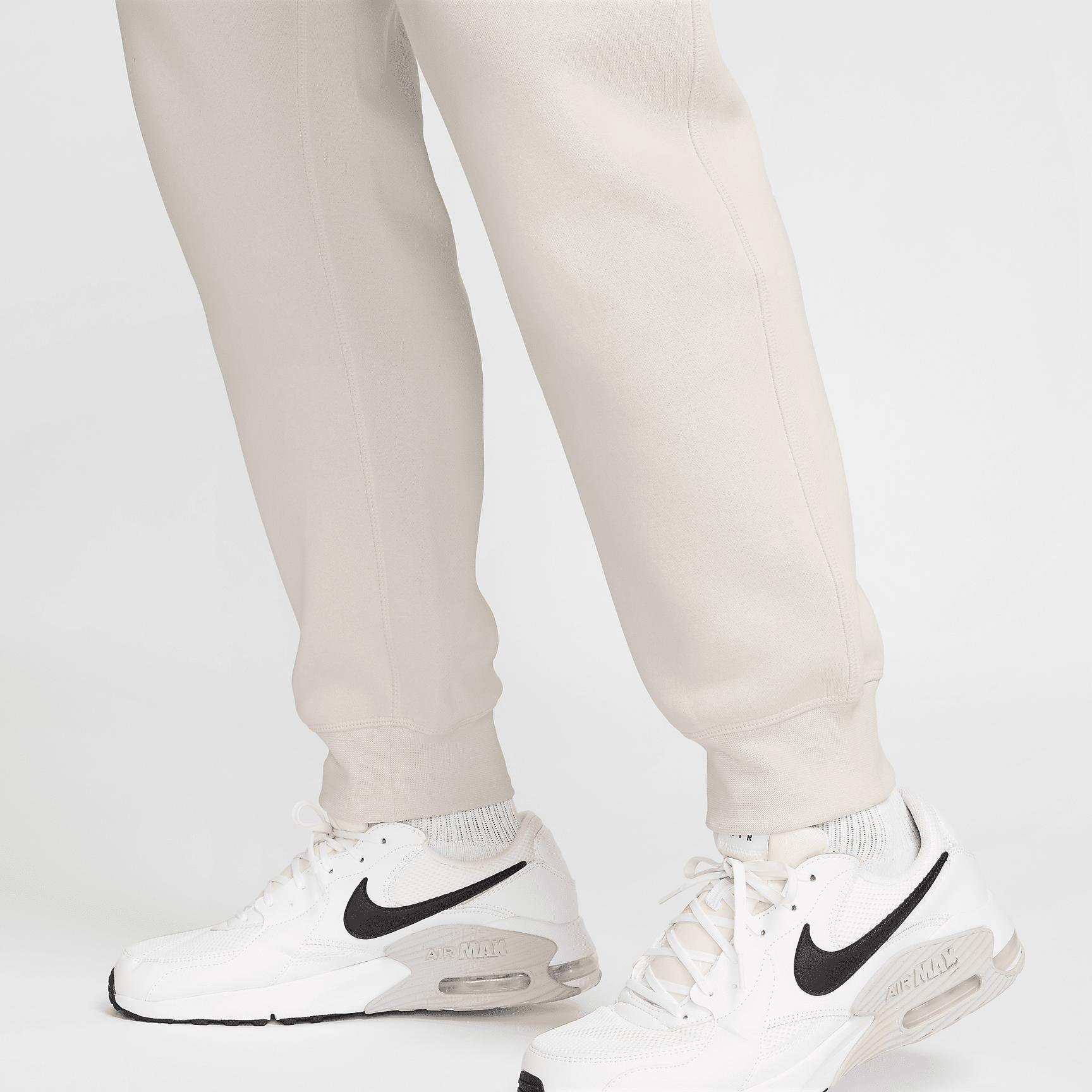 Nike Men's Club Fleece Fleece Jogger Pants Product Image