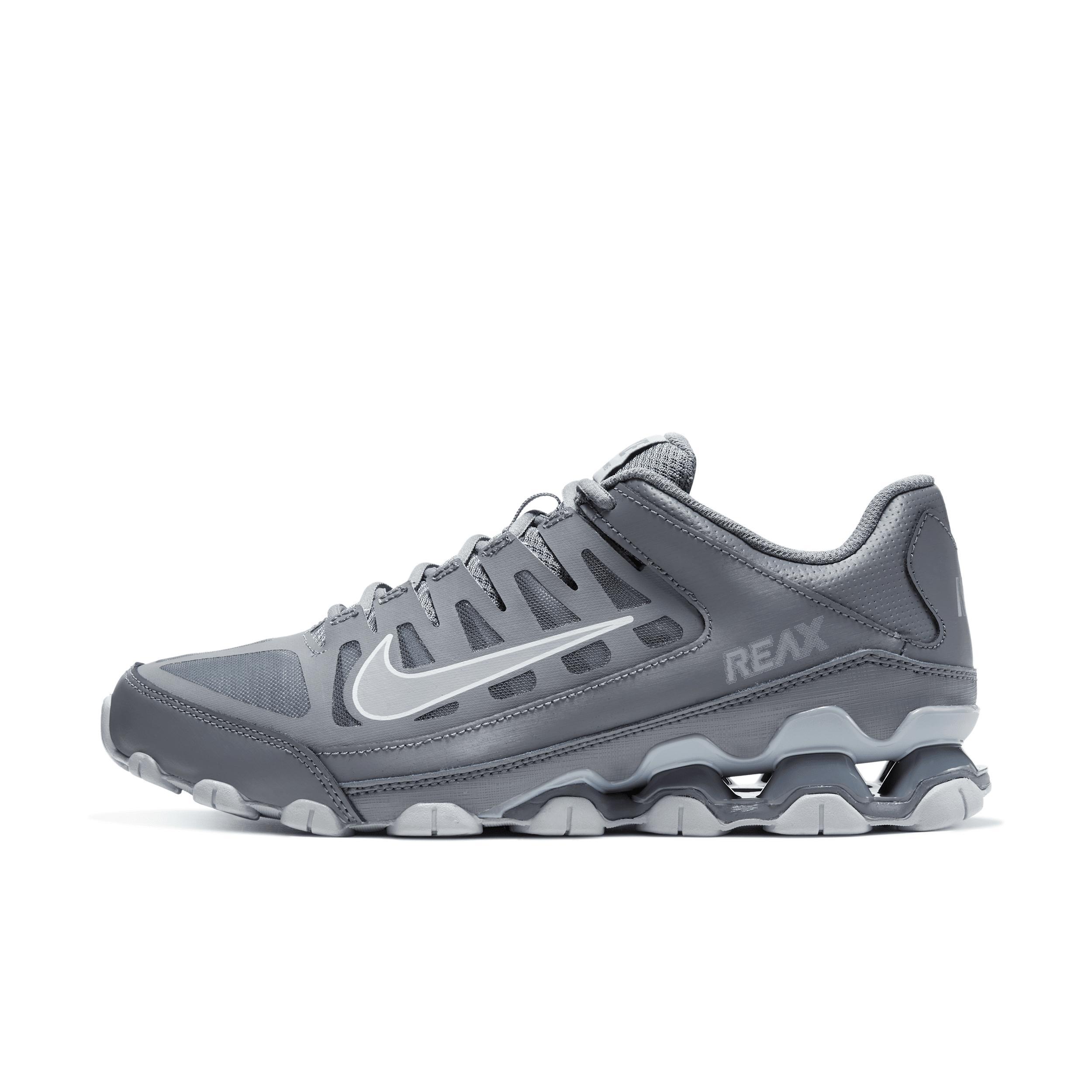 Nike Men's Reax 8 TR Workout Shoes Product Image