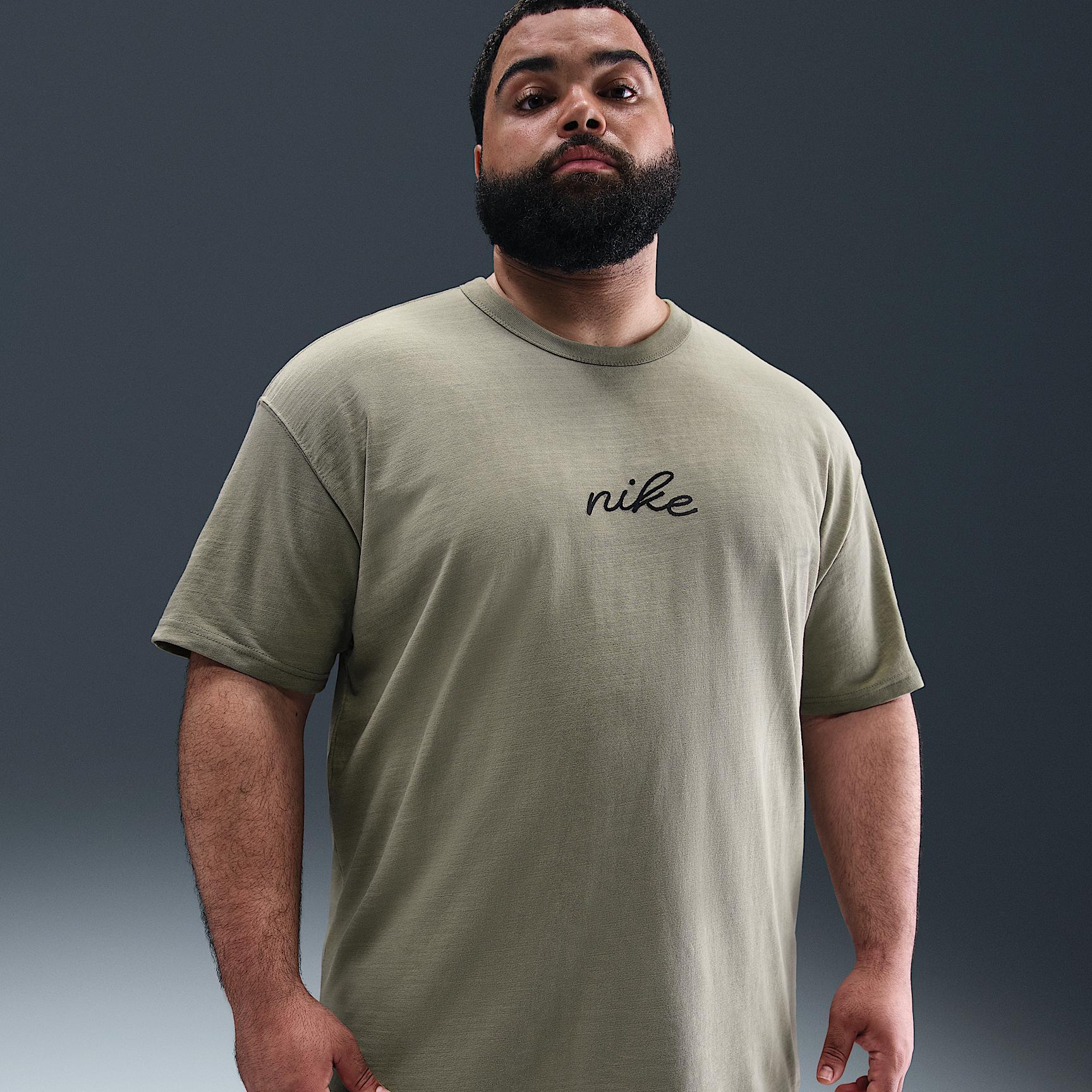 Nike Sportswear Premium Essentials Men's T-shirt Product Image