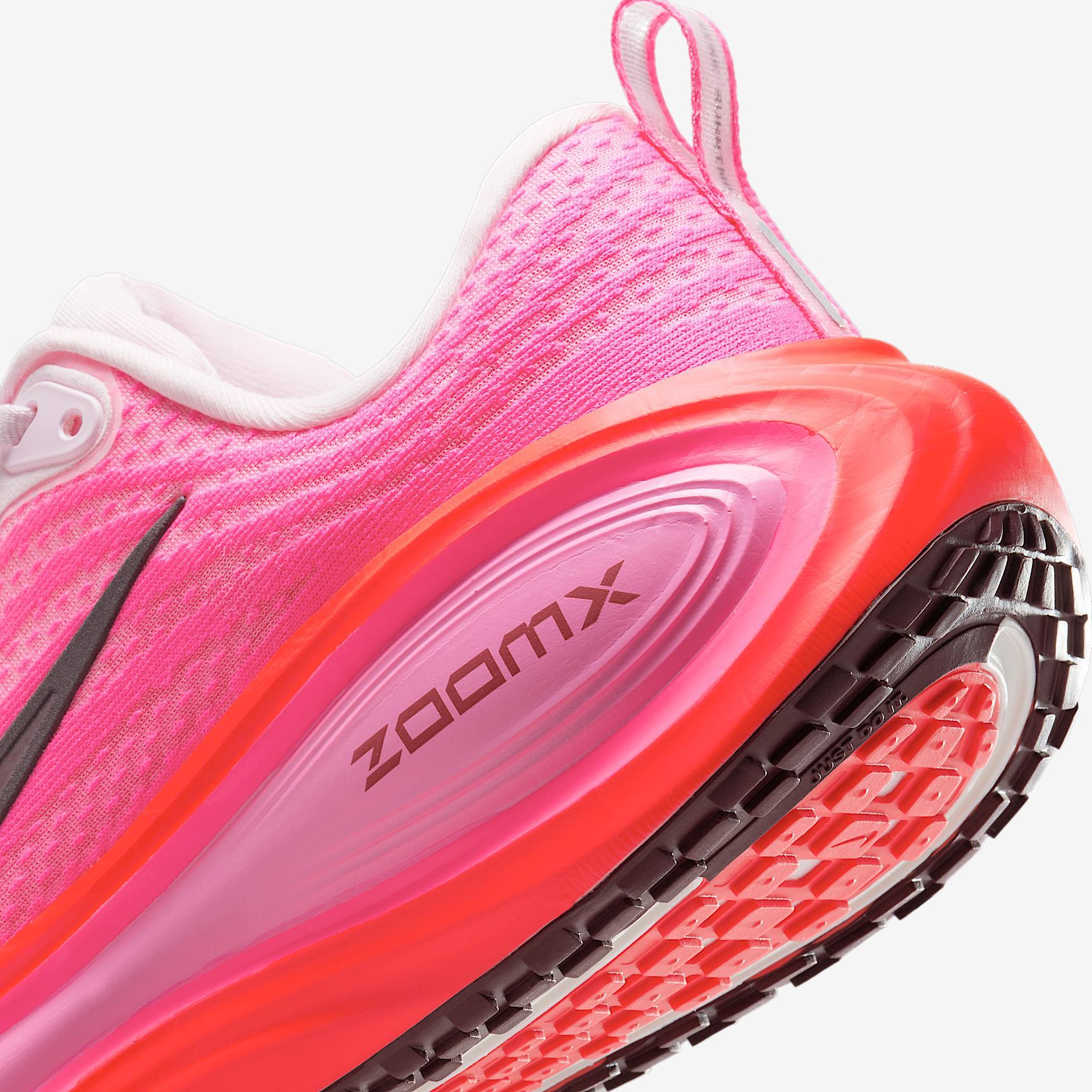 Nike Vomero Plus Women's Road Running Shoes Product Image