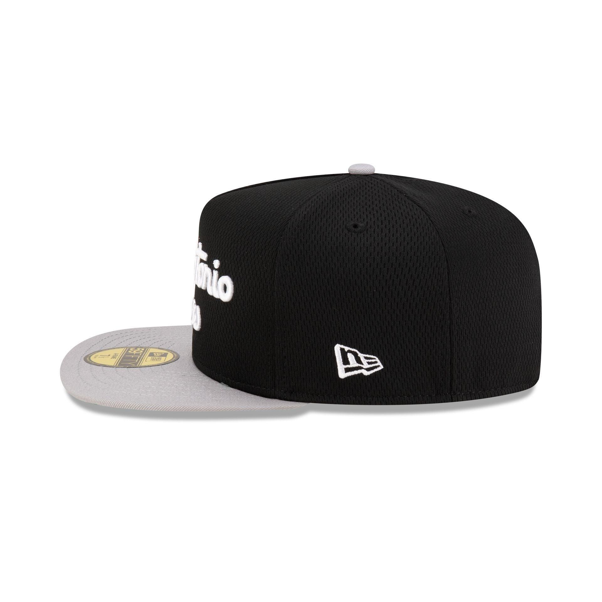 San Antonio Spurs Dashmark Mesh 59FIFTY A-Frame Fitted Hat Male Product Image