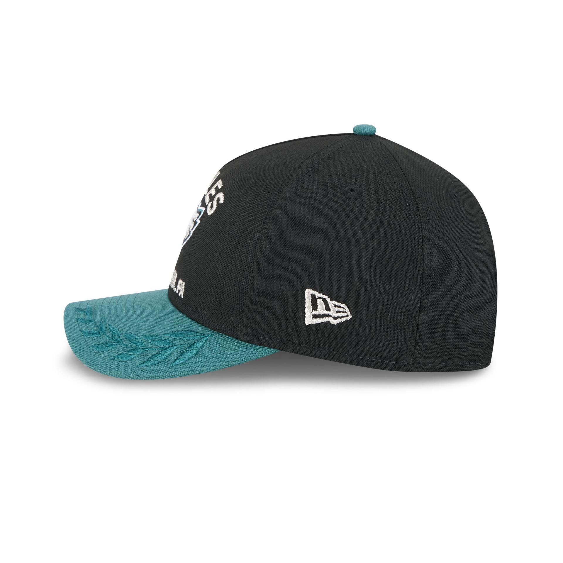 Cruz Azul Spray Paint 9FORTY Snapback Hat Male Product Image