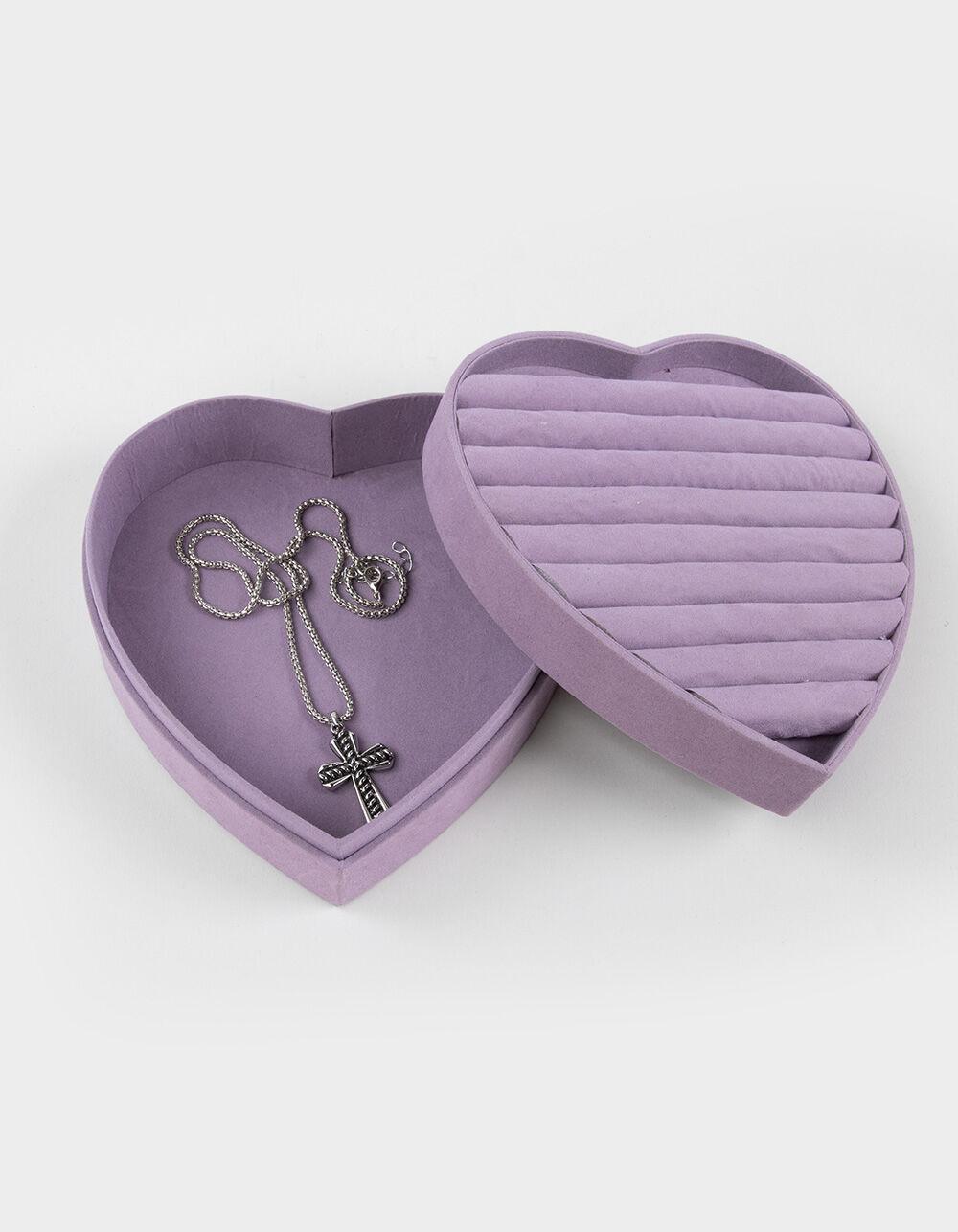 TILLYS HOME Velvet Heart Jewelry Box Product Image
