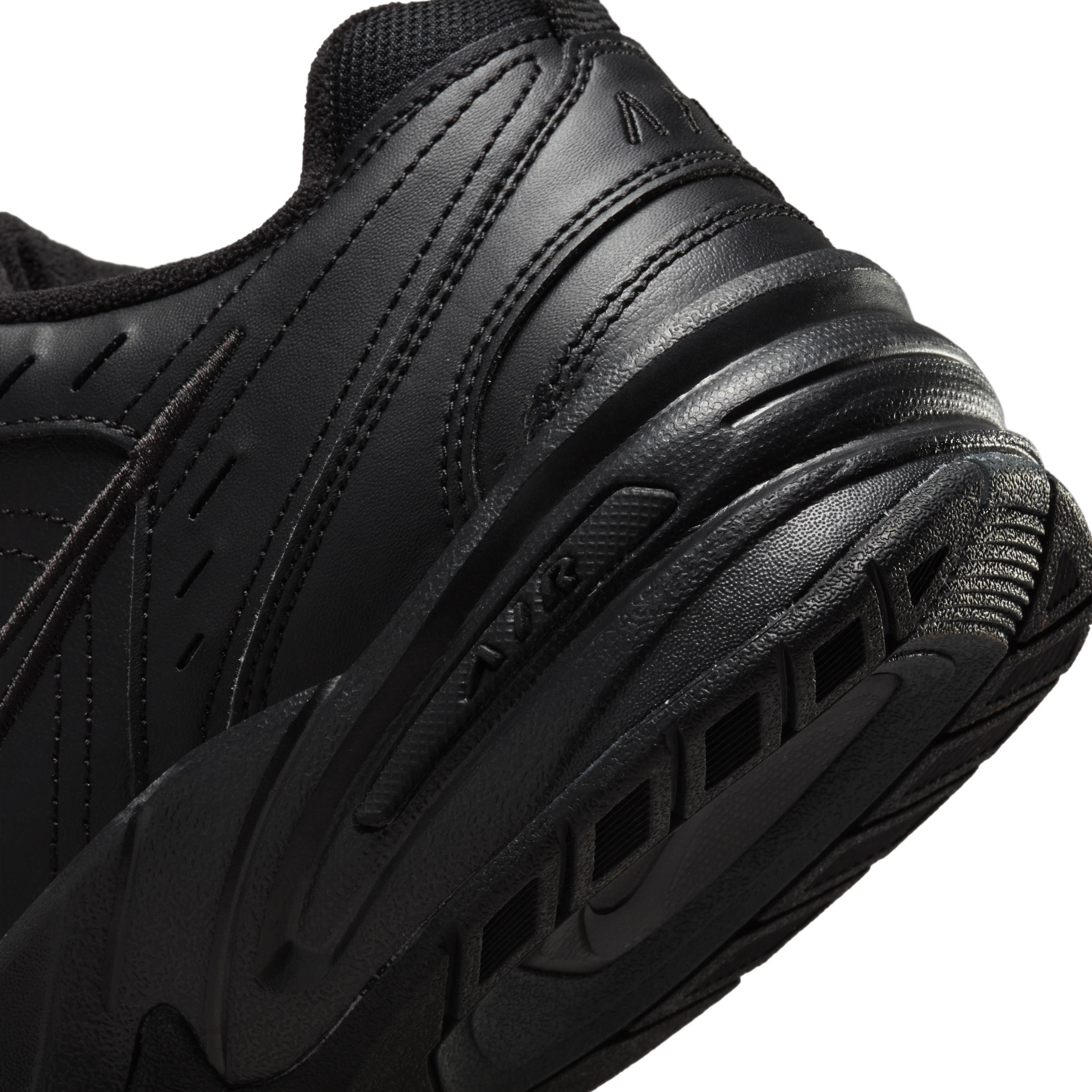 Nike Air Monarch IV Mens Cross-Training Shoes Product Image