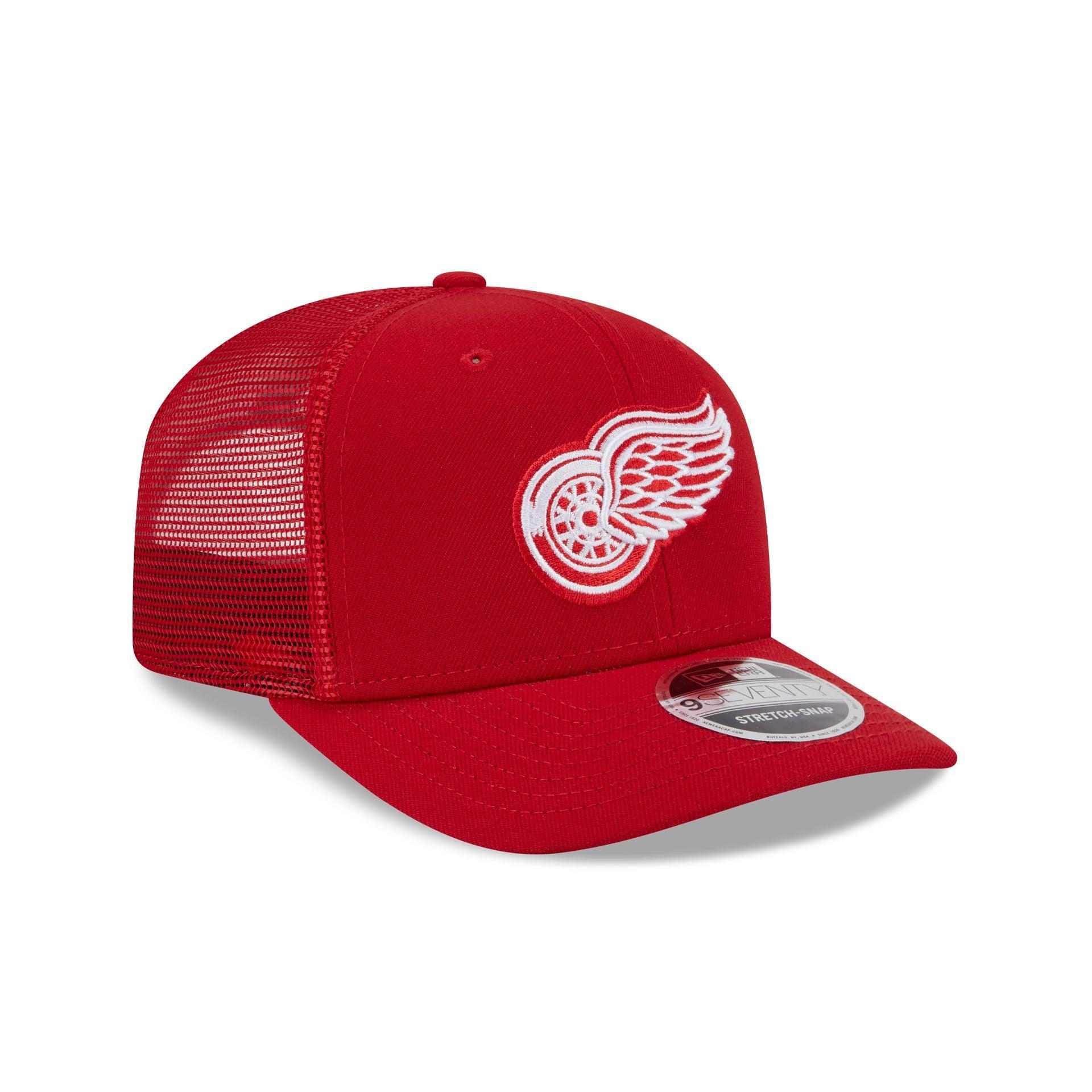 New York Rangers Team Tag 9FIFTY Trucker Hat Male Product Image