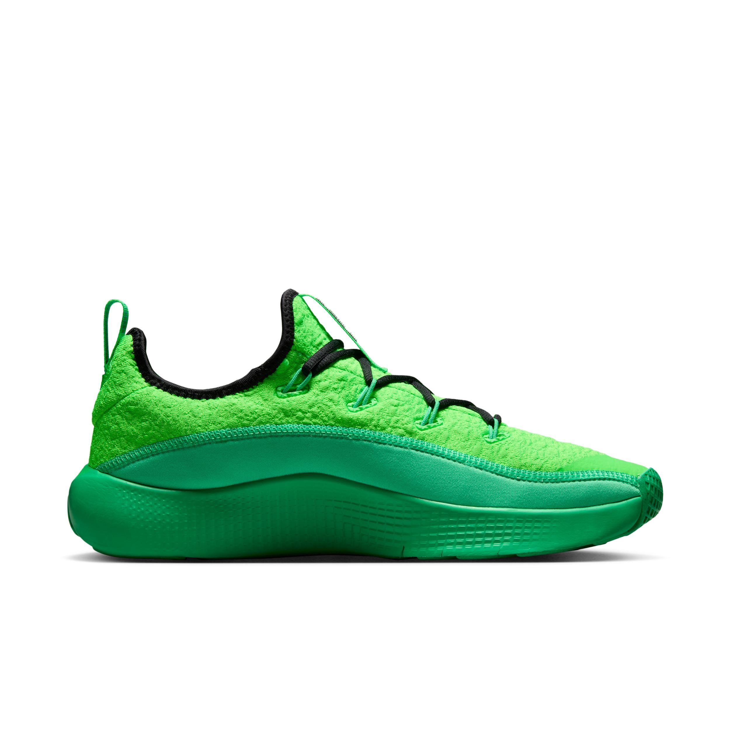 Nike Men's LeBron TR 1 Workout Shoes Product Image