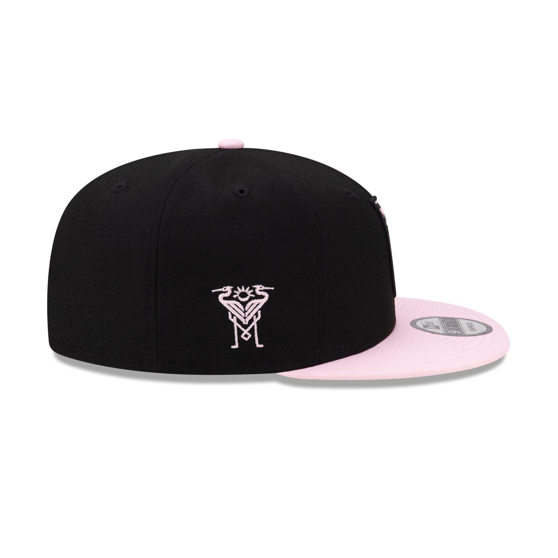 Philadelphia Eagles Circle Patch 9SEVENTY Stretch-Snap Hat Male Product Image