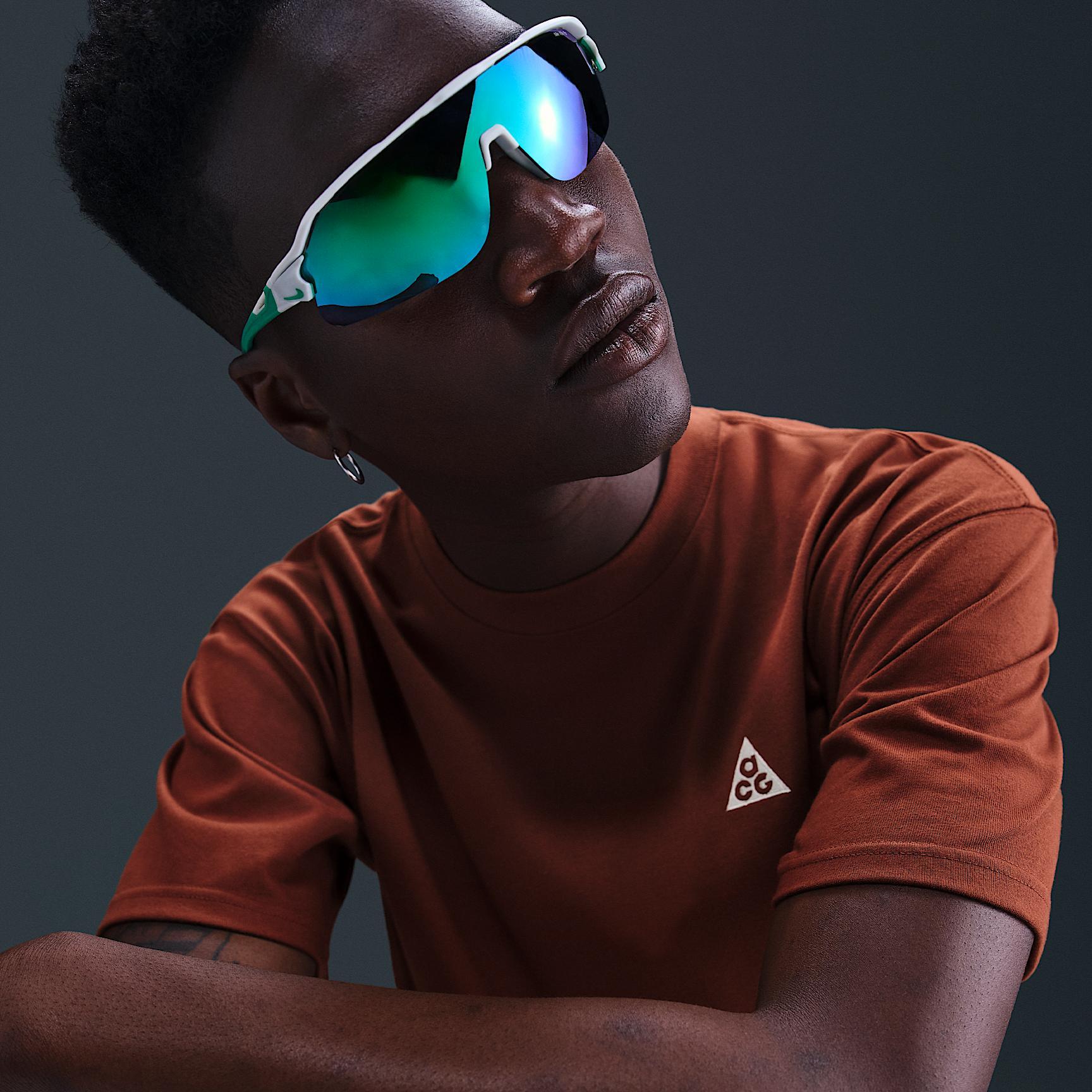 Nike ACG Men's Max90 T-Shirt Product Image
