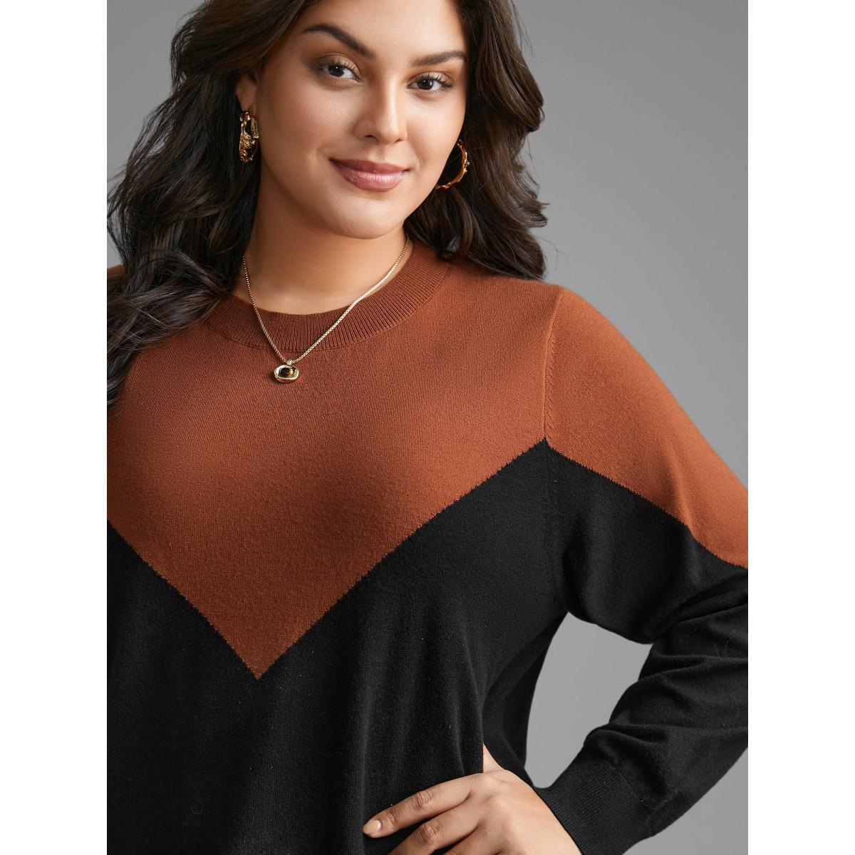 Plus Size Round Neck Contrast Patchwork Pullover Black Women Casual Loose Long Sleeve Round Neck Everyday Pullovers BloomChic 18-20/2X Product Image