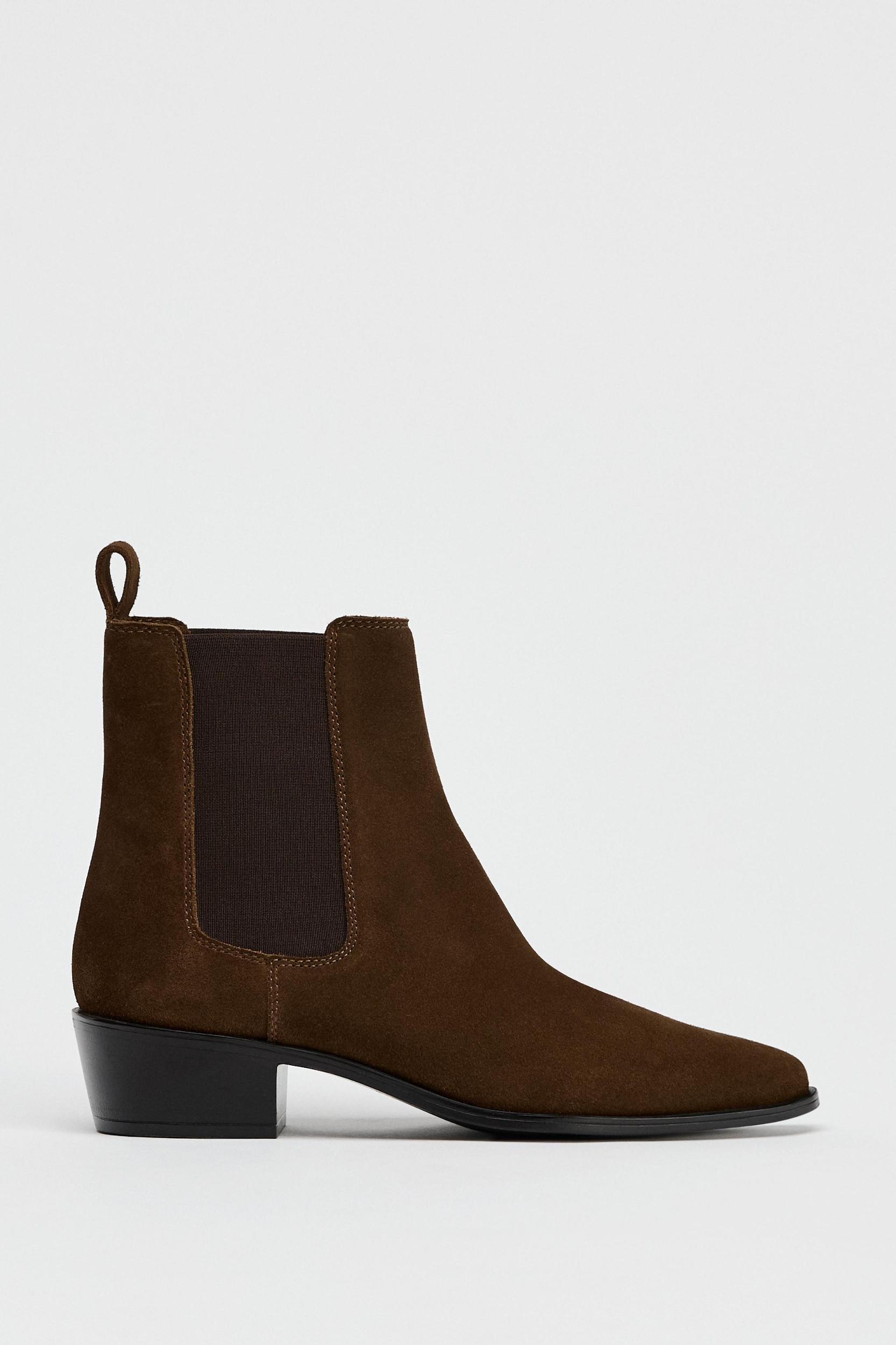 PULL TAB CHELSEA ANKLE BOOTS Product Image