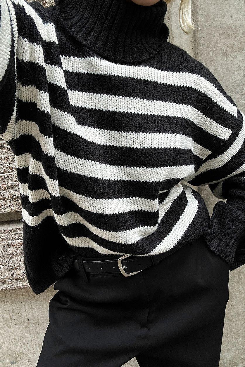 Turtle Neck Knitted Striped Sweater Black Product Image
