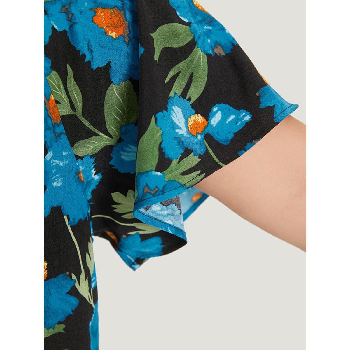 Plus Size Black Floral Print Raglan Sleeve Pleated Flutter Blouse Women Glamour Short sleeve Round Neck Going out Blouses BloomChic 14-16/1X Product Image