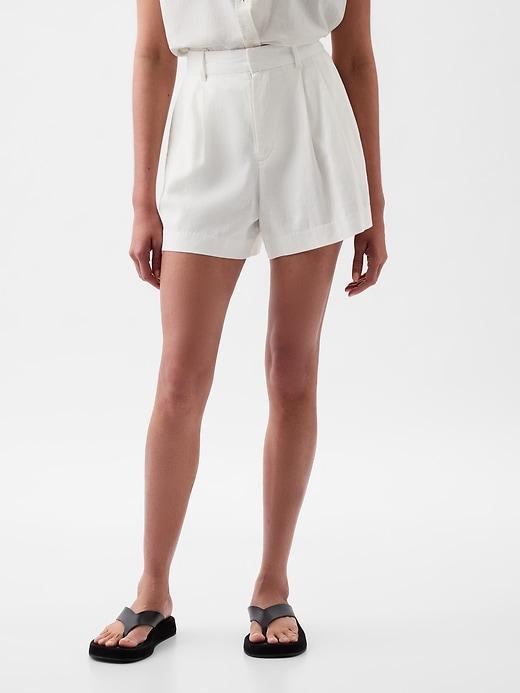 365 High Rise Linen-Blend Shorts Product Image