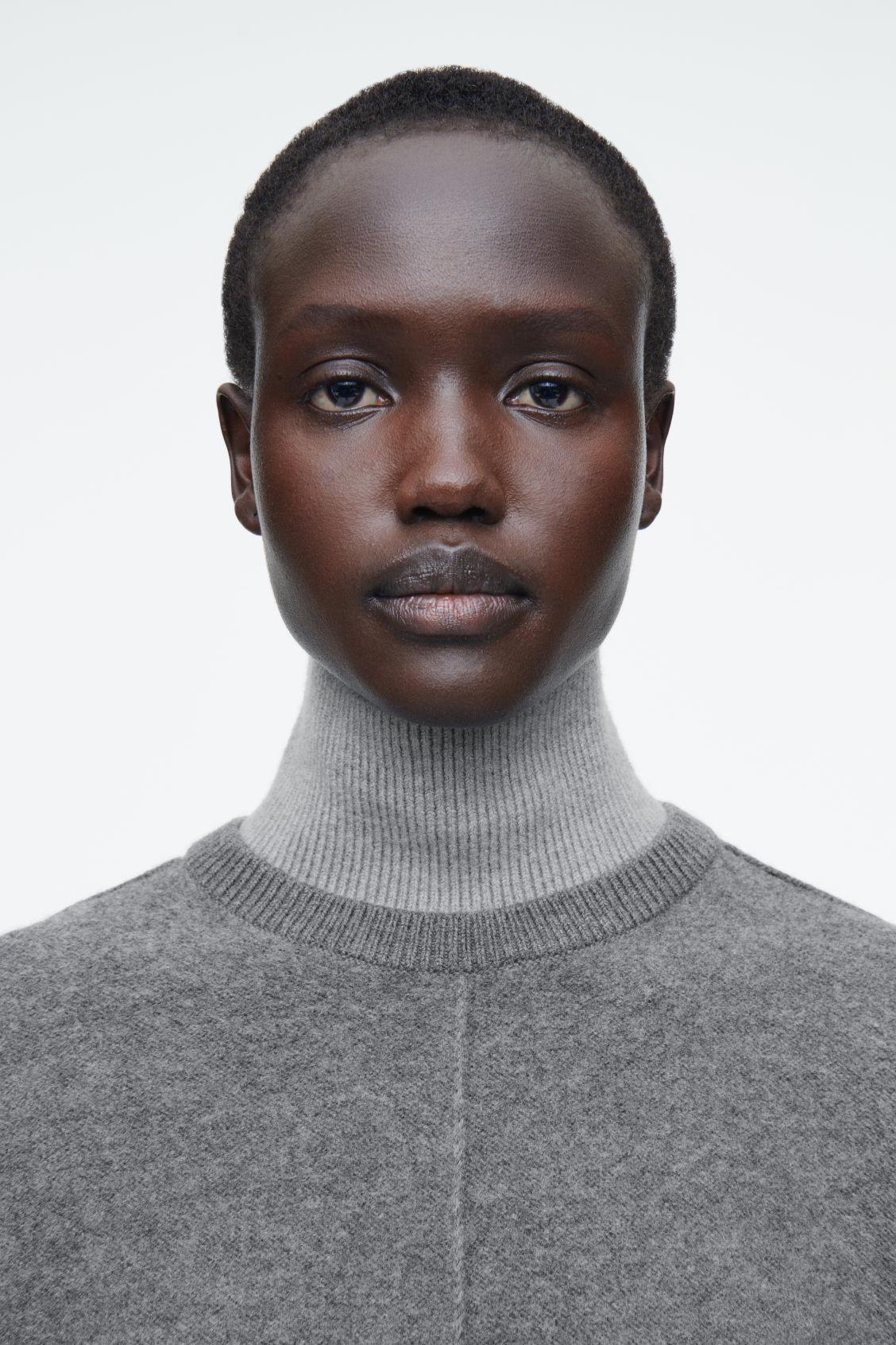 COLOR-BLOCK LAYERED WOOL SWEATER Product Image
