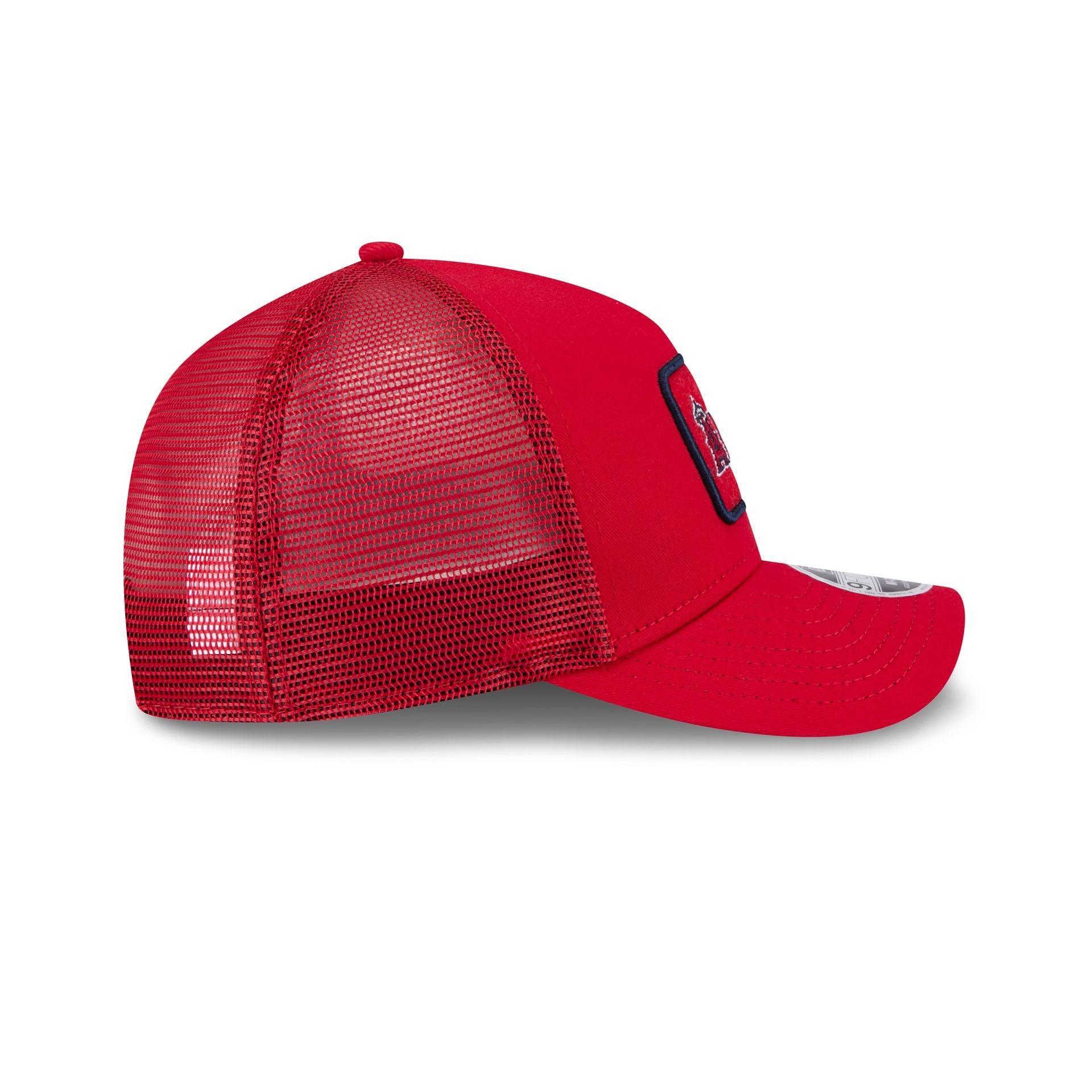 Atlanta Braves Gradient Raceway 9FORTY M-Crown A-Frame Trucker Hat Male Product Image