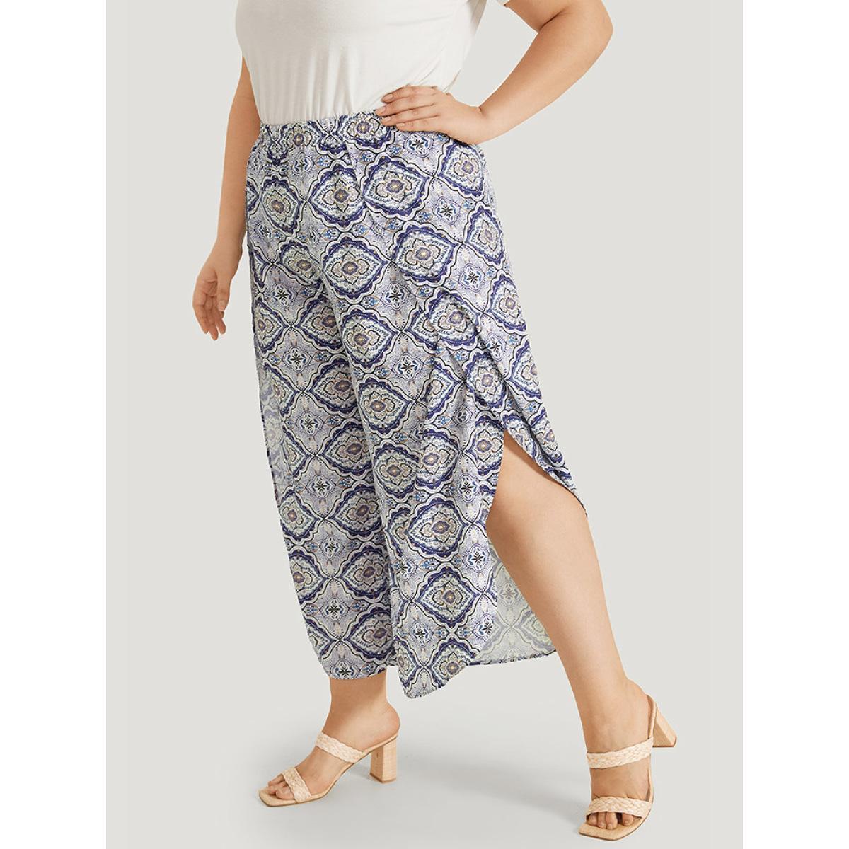 Plus Size Bandana Pocket Wrap Hem Elastic Waist Pants Women Blue Vacation High Rise Dailywear Pants BloomChic 28/5X Product Image