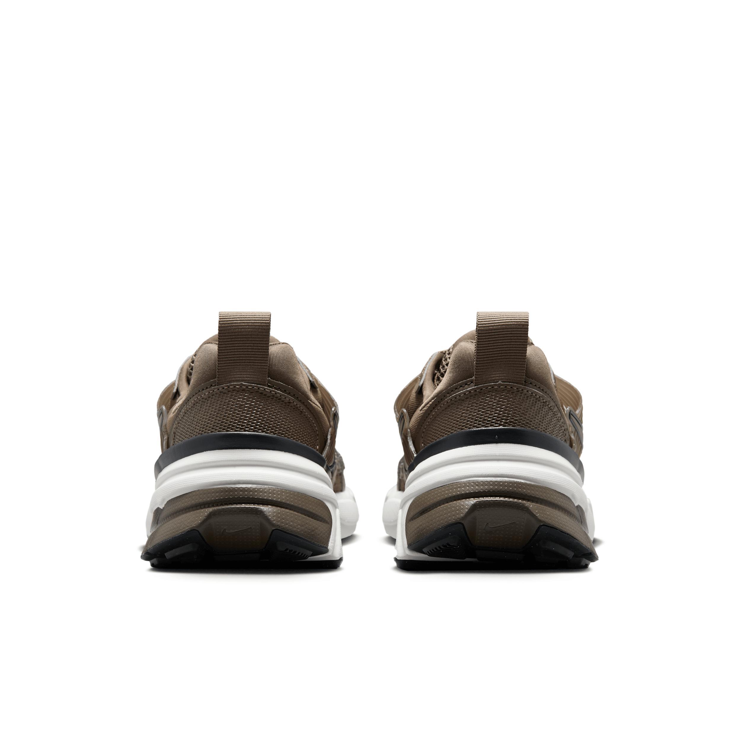Nike Women's V2K Run Shoes Product Image