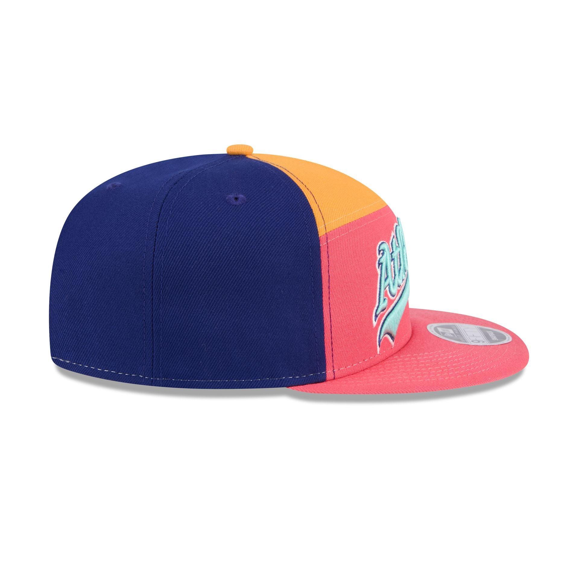 New York Mets Coral 9FIFTY Split Panel Snapback Hat Male Product Image
