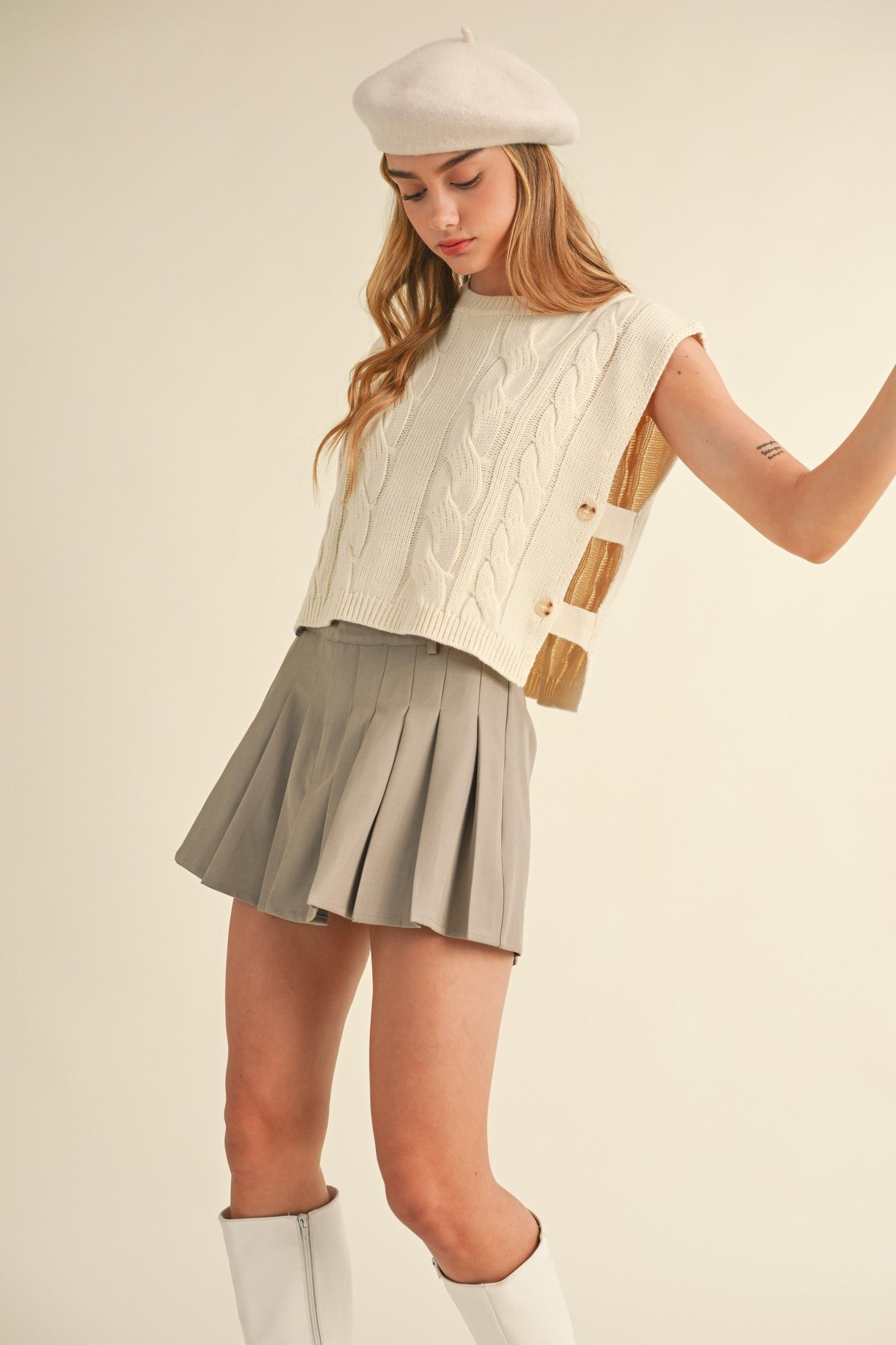 Contrast Waist band Pleated Mini Skirt Product Image