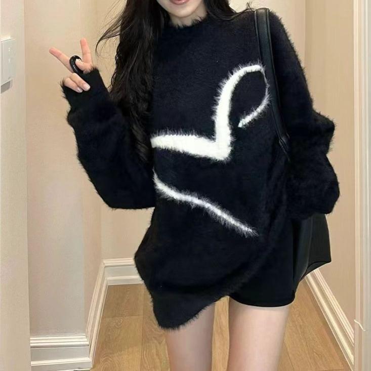 Crew Neck Print Fluffy Oversized Sweater Product Image