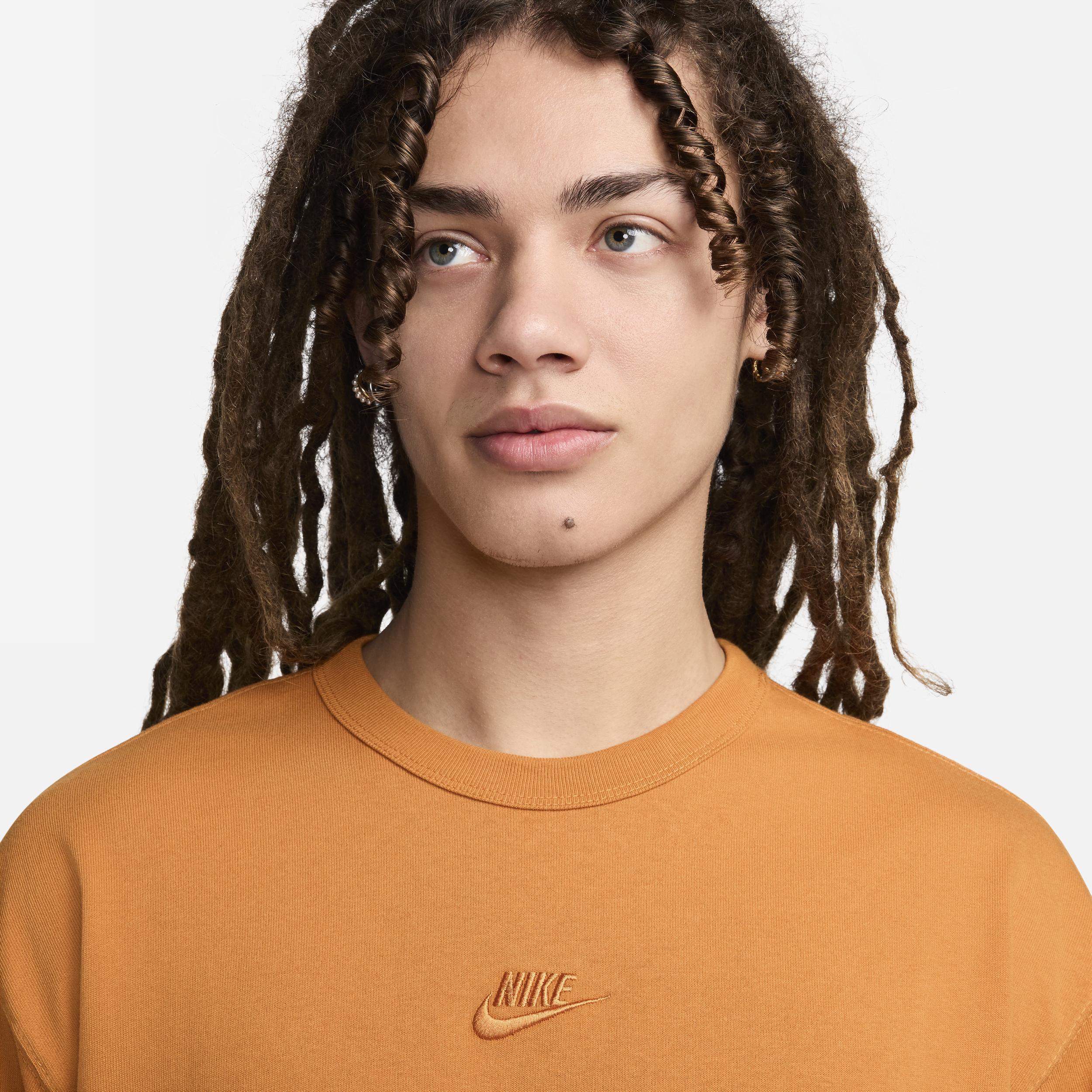 Mens Nike Sportswear Premium Essentials Long-Sleeve T-Shirt Product Image