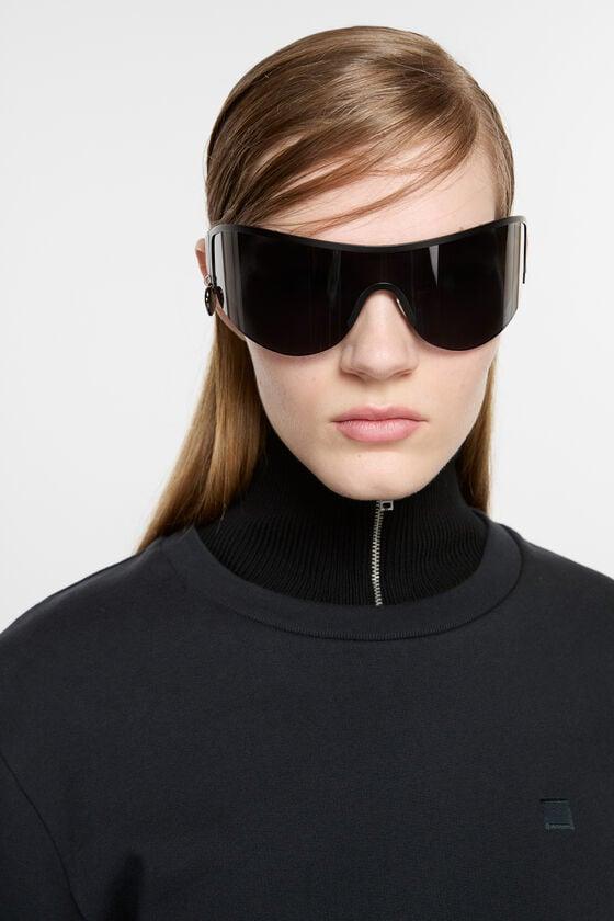 Metal frame sunglasses Product Image