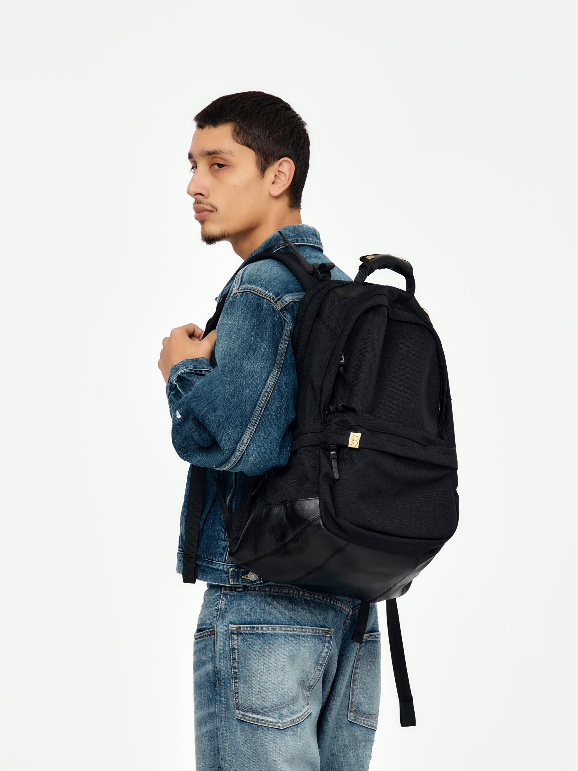 CORDURA 22L (Black) Product Image