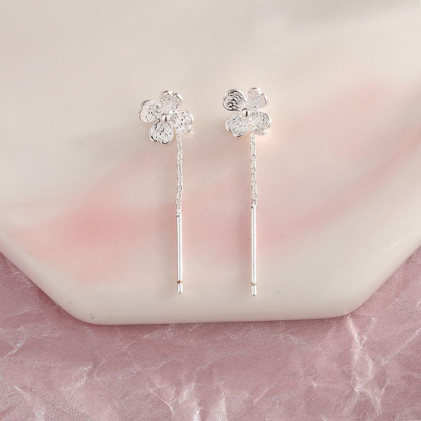 Flower Threader Earring Product Image