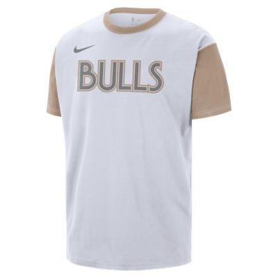 Chicago Bulls Courtside City Edition Nike Men's NBA T-Shirt Product Image
