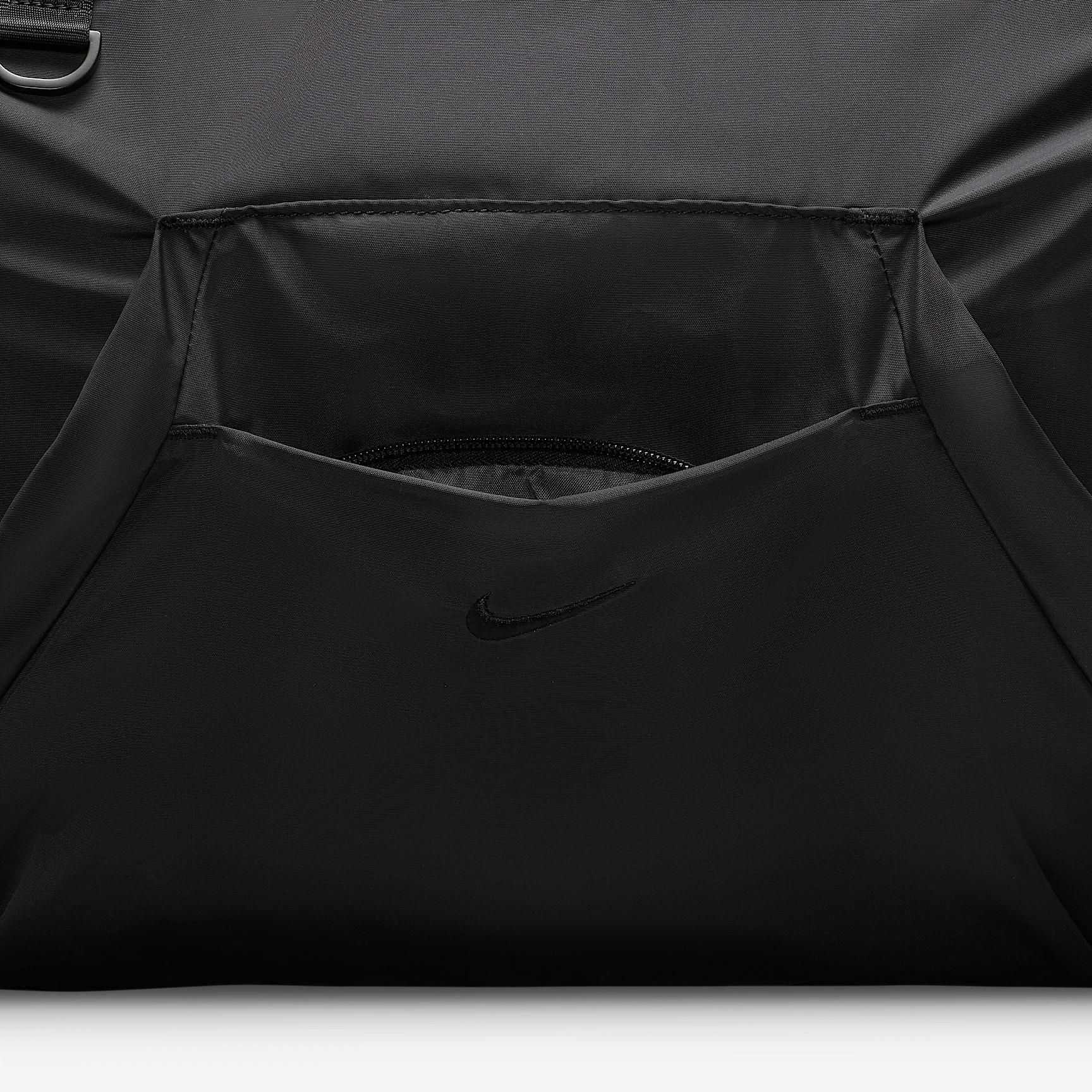Nike One Tote Bag (25L) Product Image
