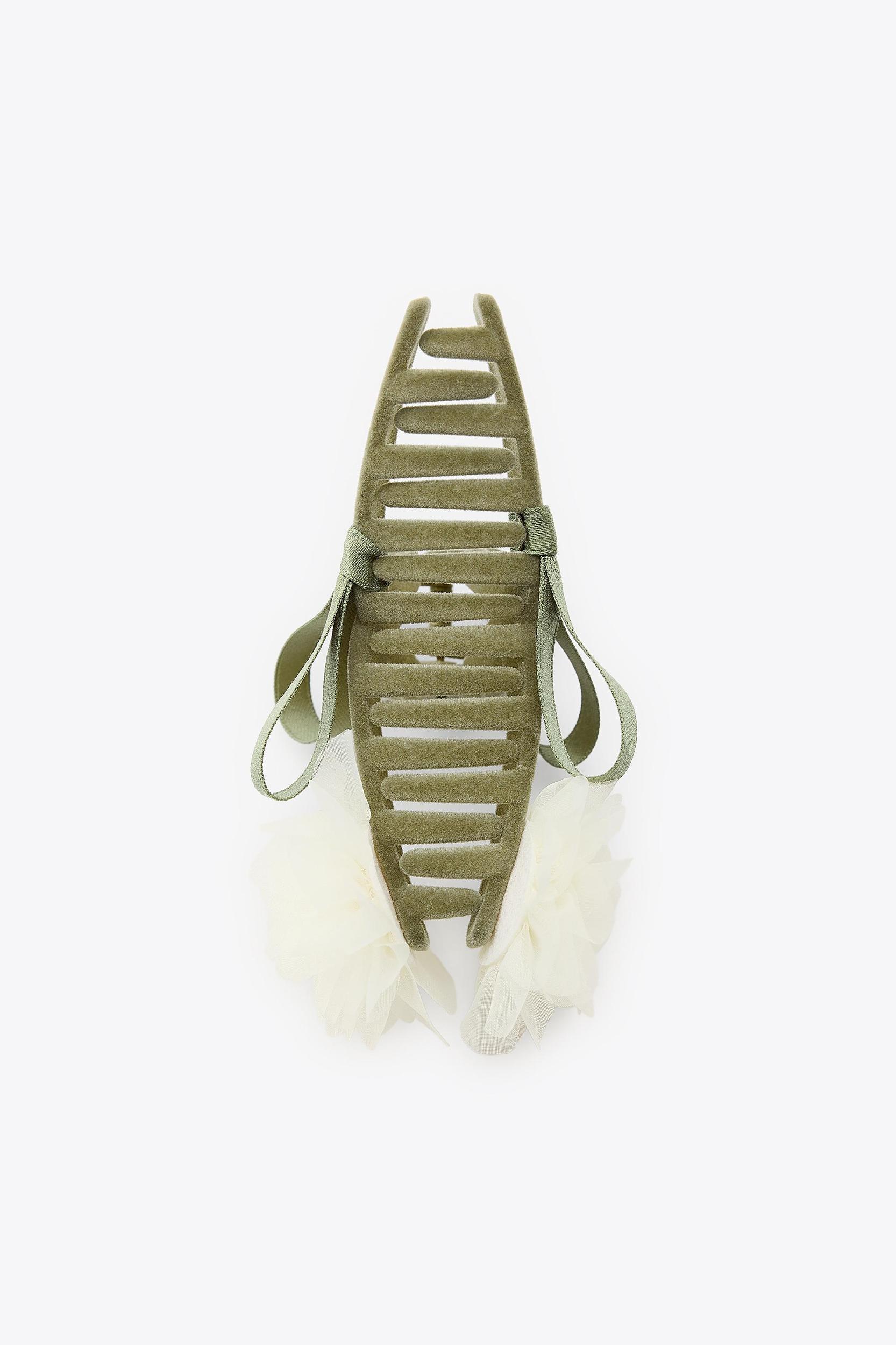 ORGANZA FLOWER HAIR CLIP Product Image
