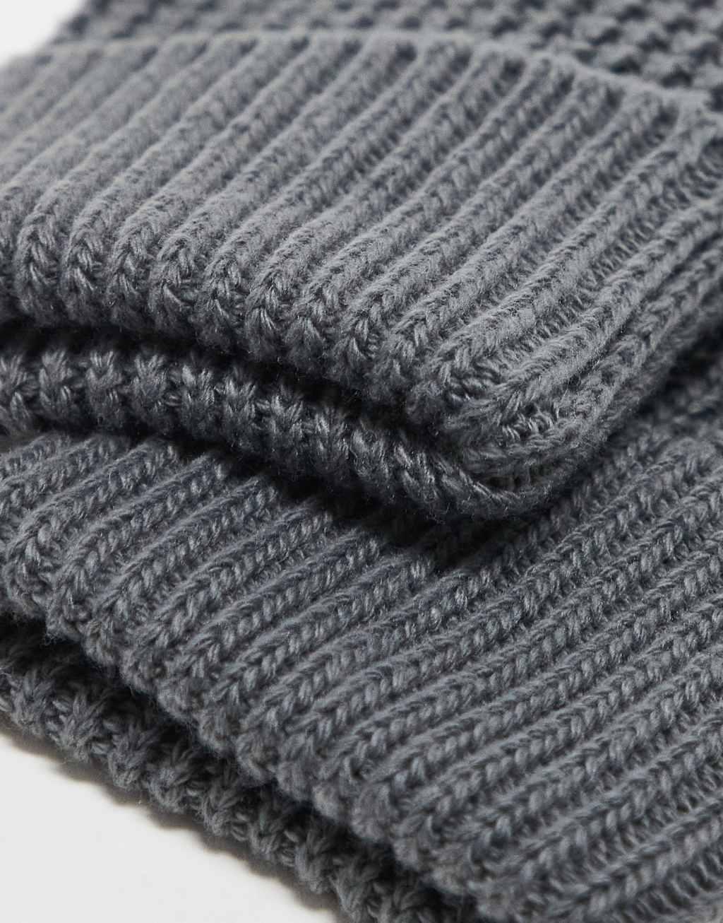 ASOS DESIGN palm warmers in waffle knit in gray Product Image