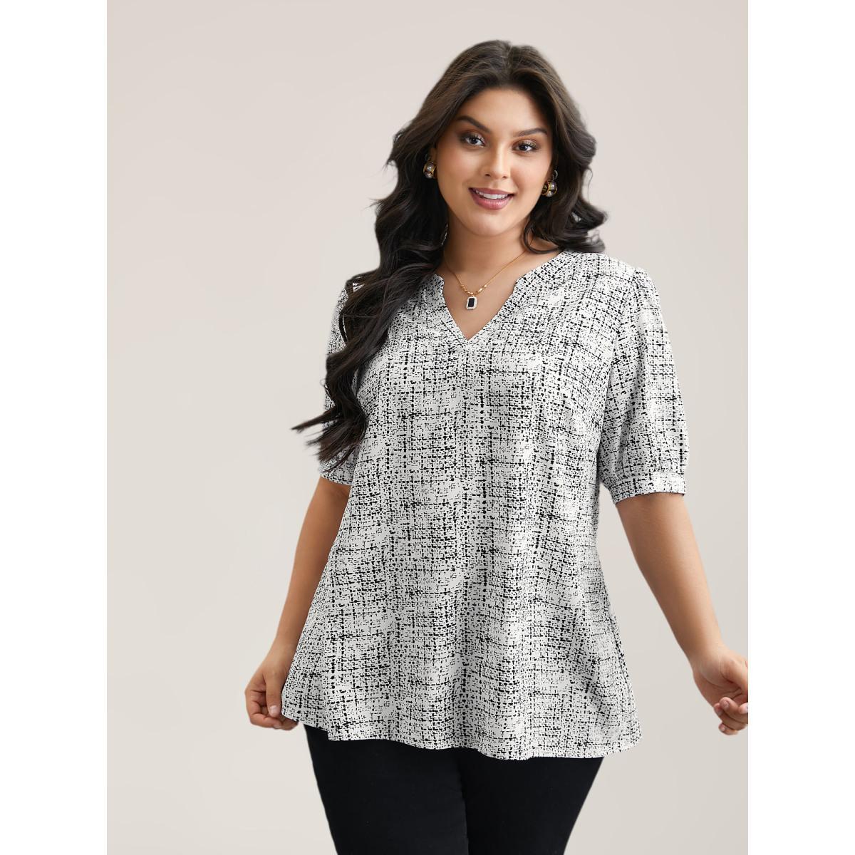 Plus Size WhiteSmoke Geometric Print Puff Sleeve Blouse Women Elegant Short sleeve Flat collar with V-notch Everyday Blouses BloomChic 30/6X Product Image