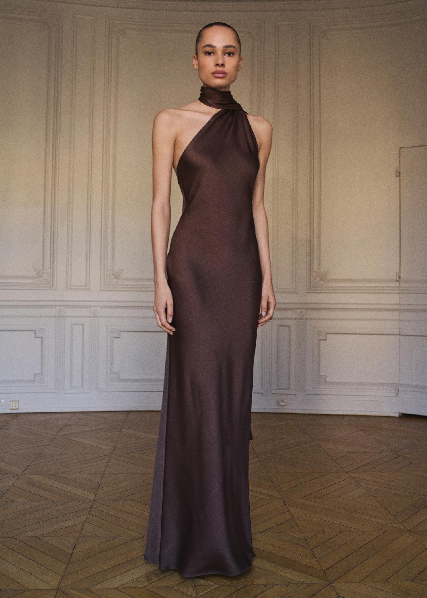 Asymmetrical bow-neck dress - Women | MANGO USA Product Image