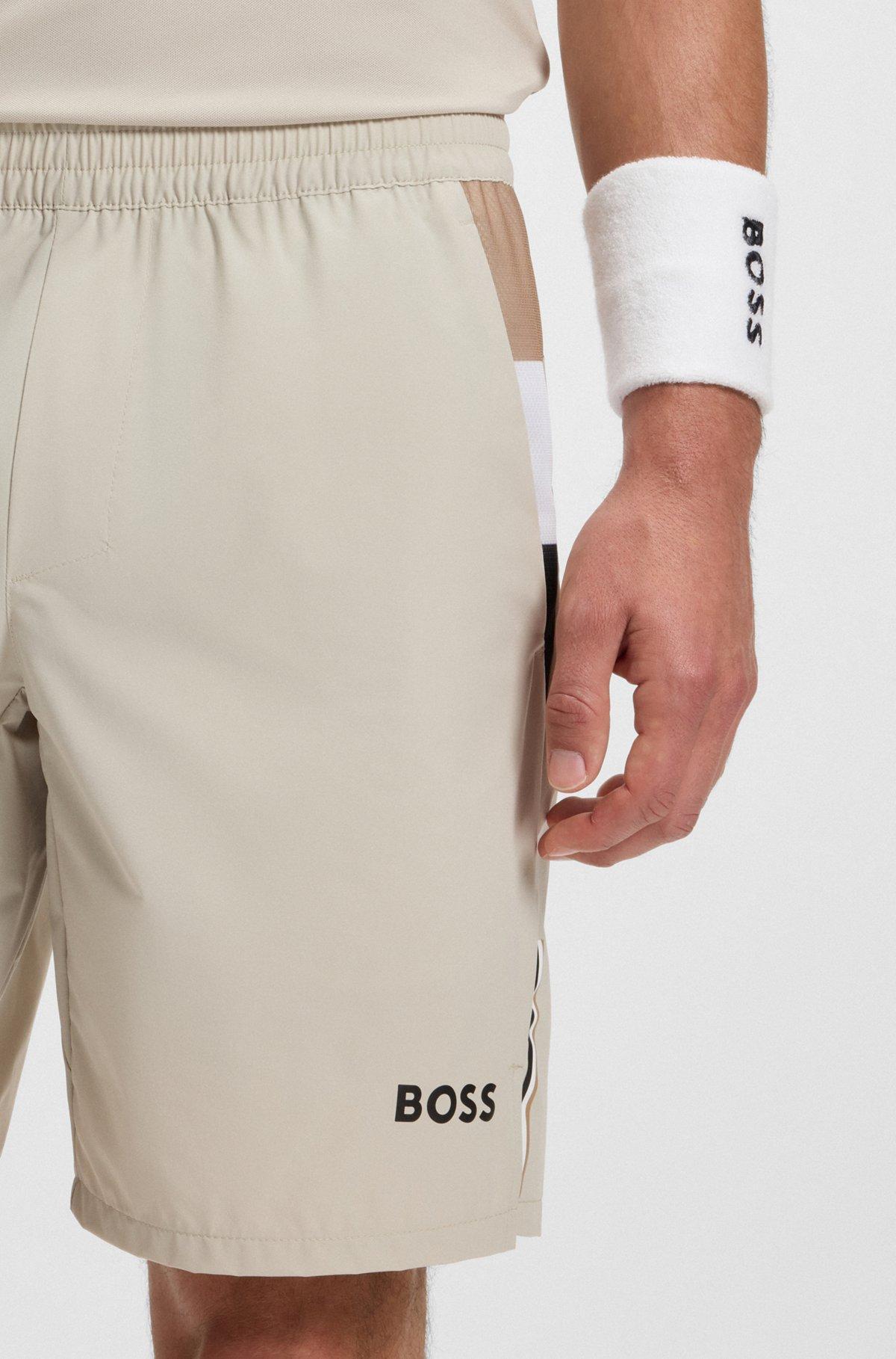 Active tennis shorts in stretch fabric with moisture management Product Image