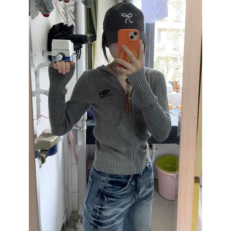 Lettering Zip-Up Crop Cardigan Product Image