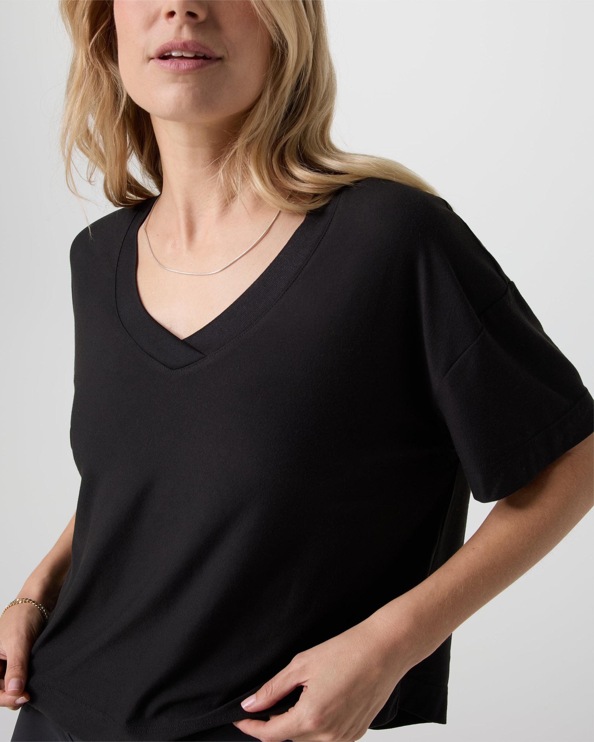 Short Sleeve Energy V-Neck Tee Product Image